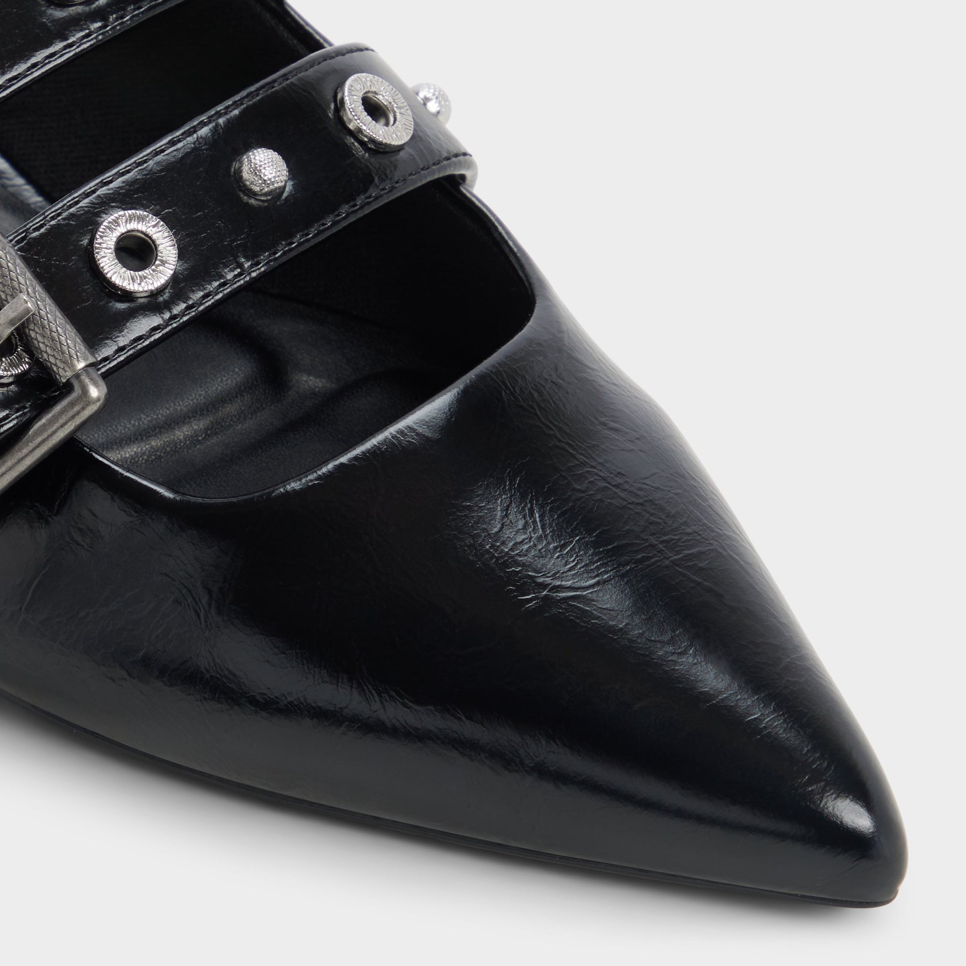 Close-up of the Black Lotheillan Slingback ballerina