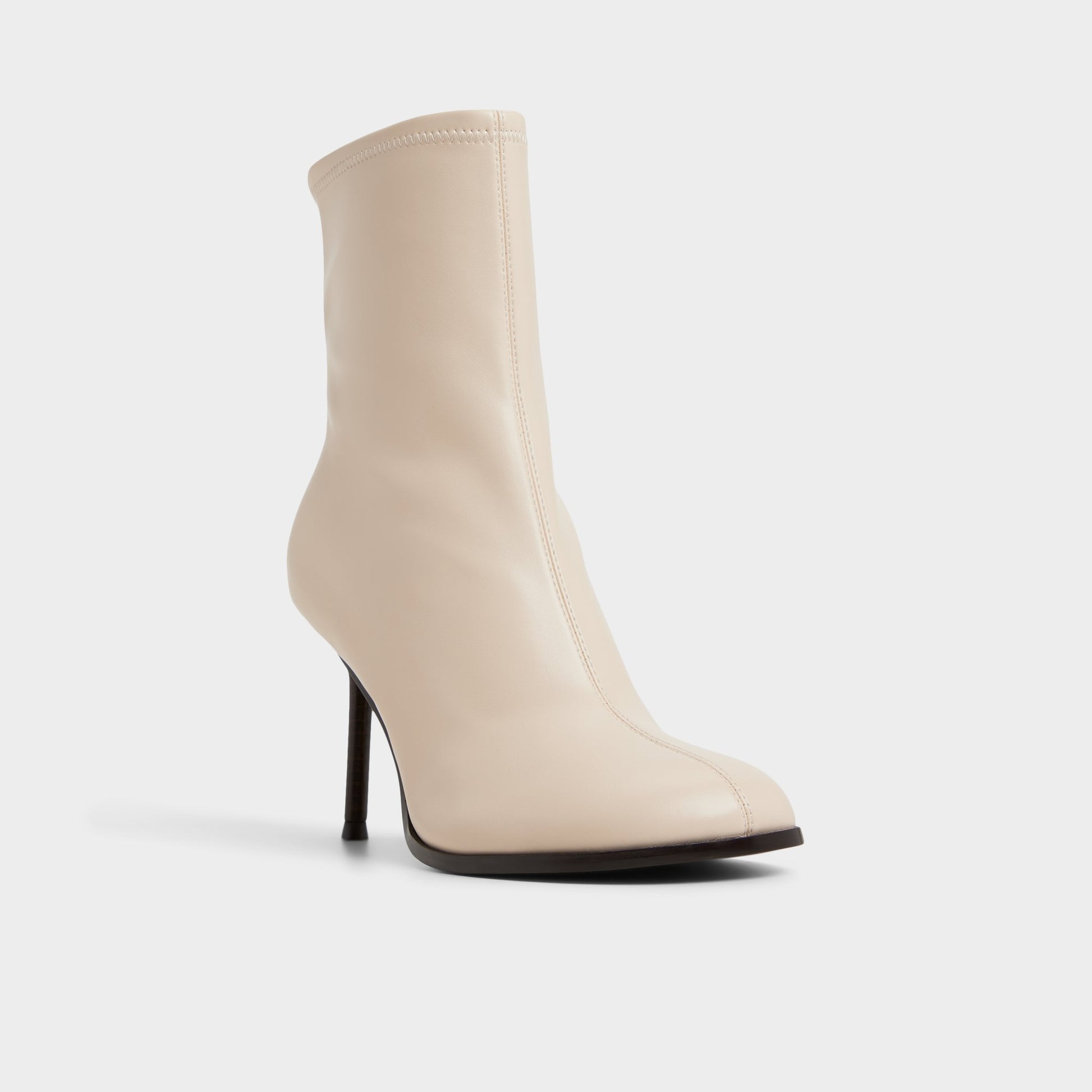Three-quarter angle of Cream Evander Ankle boot's front side