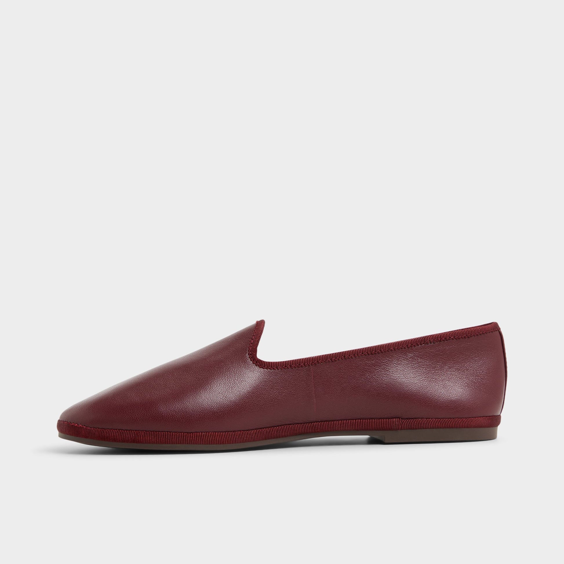 Side view of Bordo Aurabelle Slip-on