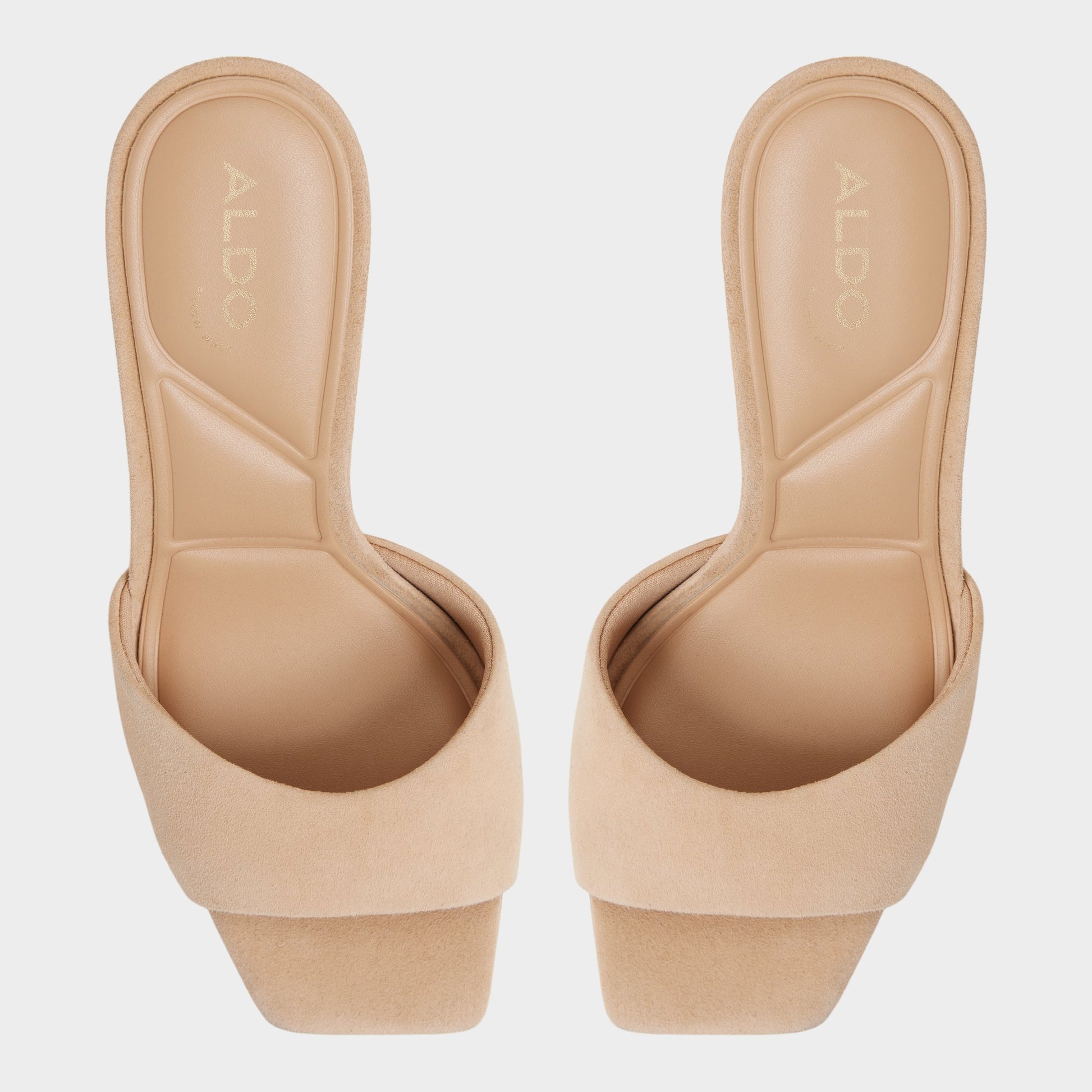 Top-down view of the Medium Beige Jennifer Heeled mule