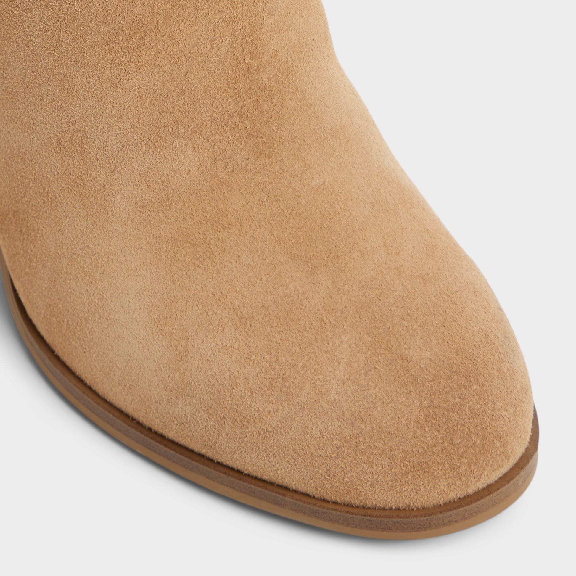 Close-up of the Medium Brown Noemia Ankle boot