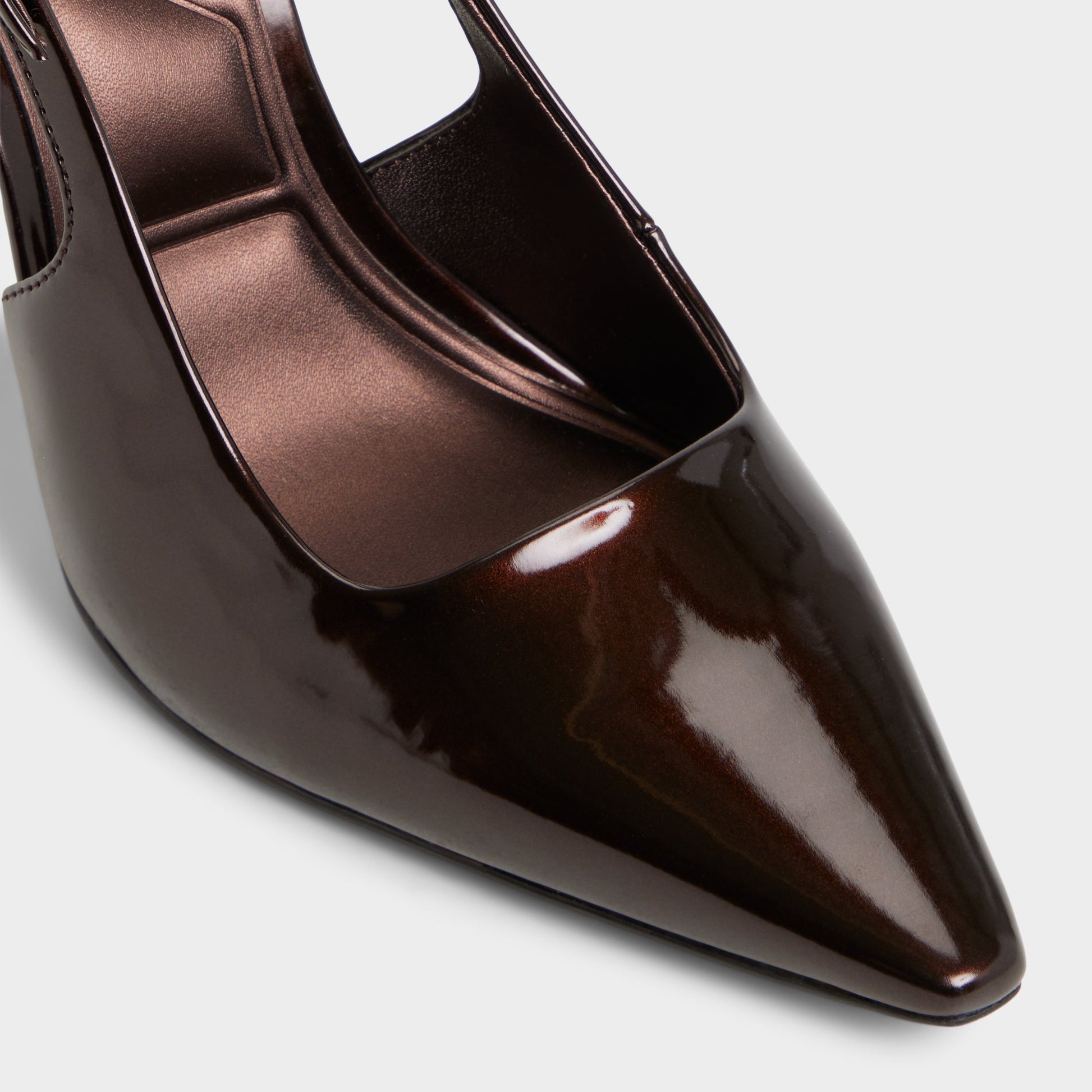 Close-up of the Dark Brown Marysa Slingback heel
