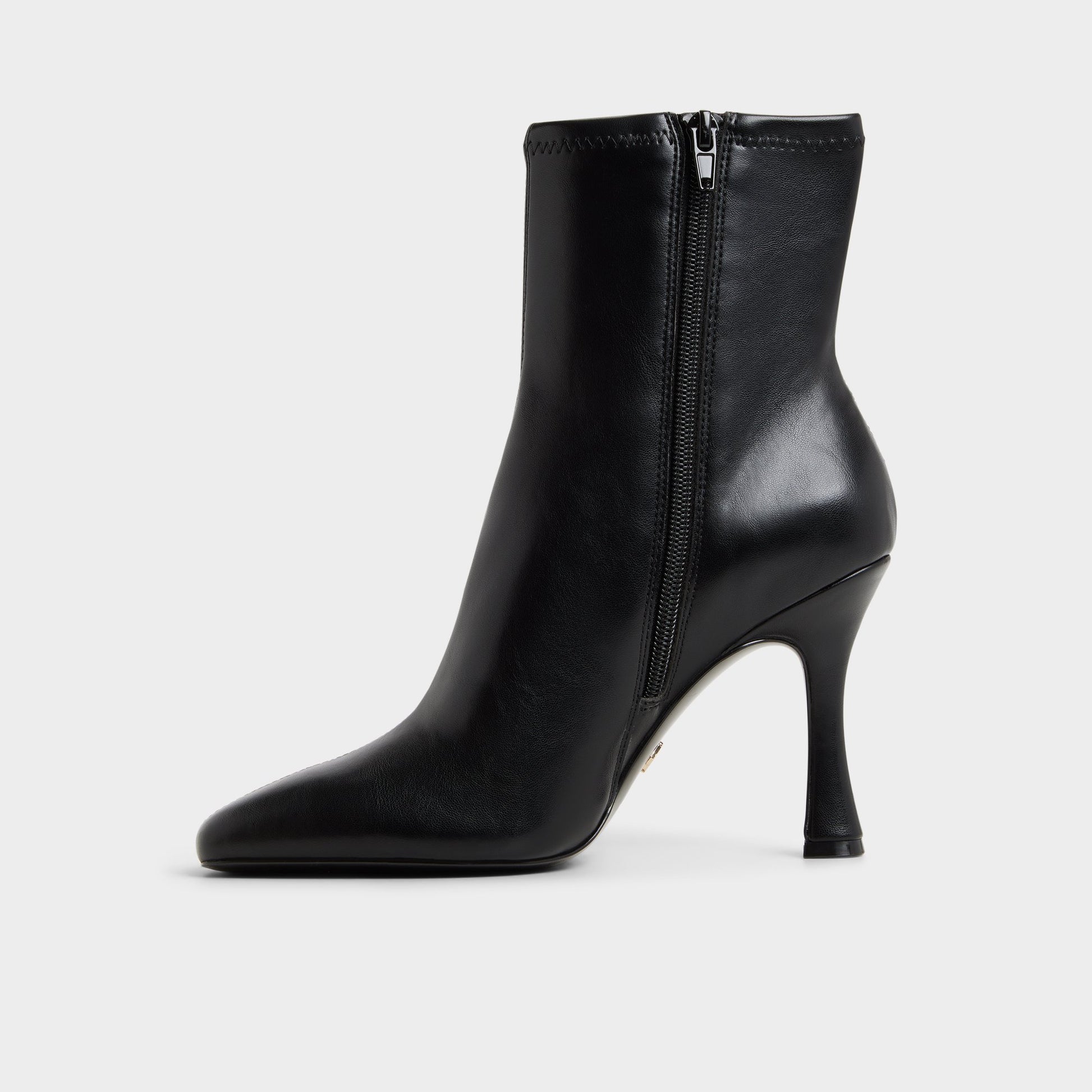Side view of Black Ranabelila Ankle boot