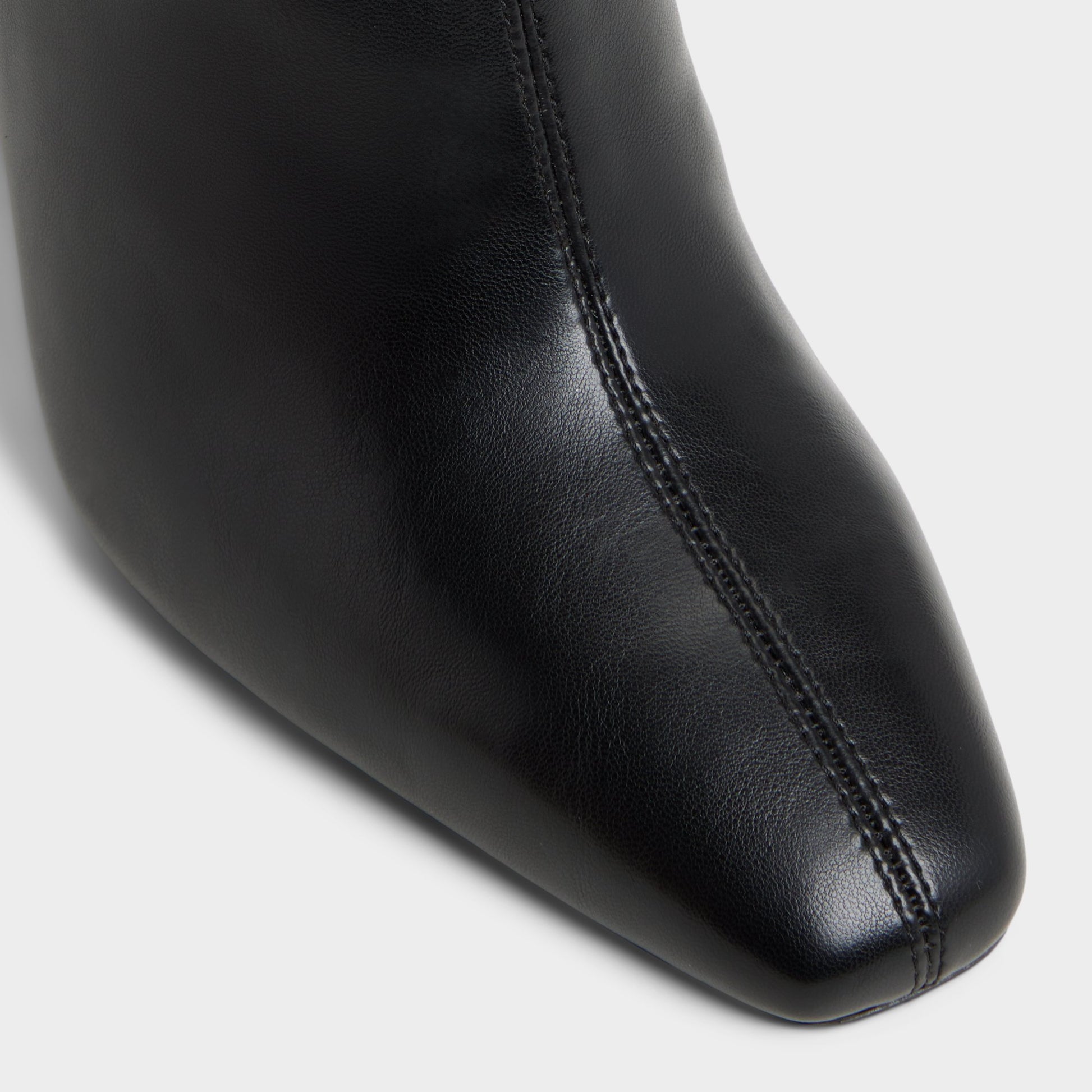 Close-up of the Black Ranabelila Ankle boot