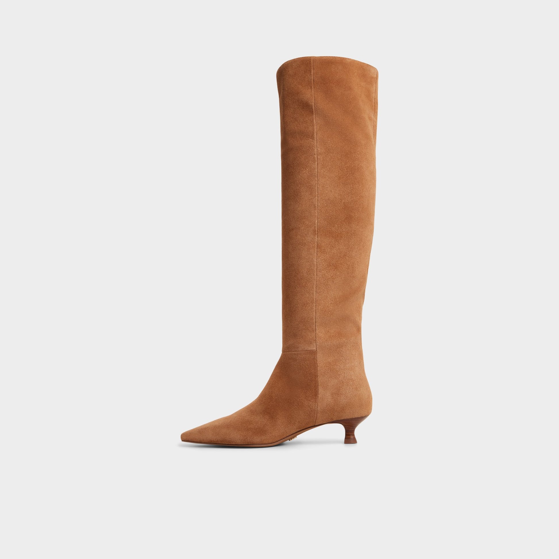 Vue latérale de Marron Moyen Muttsee Botte au-dessus du genou