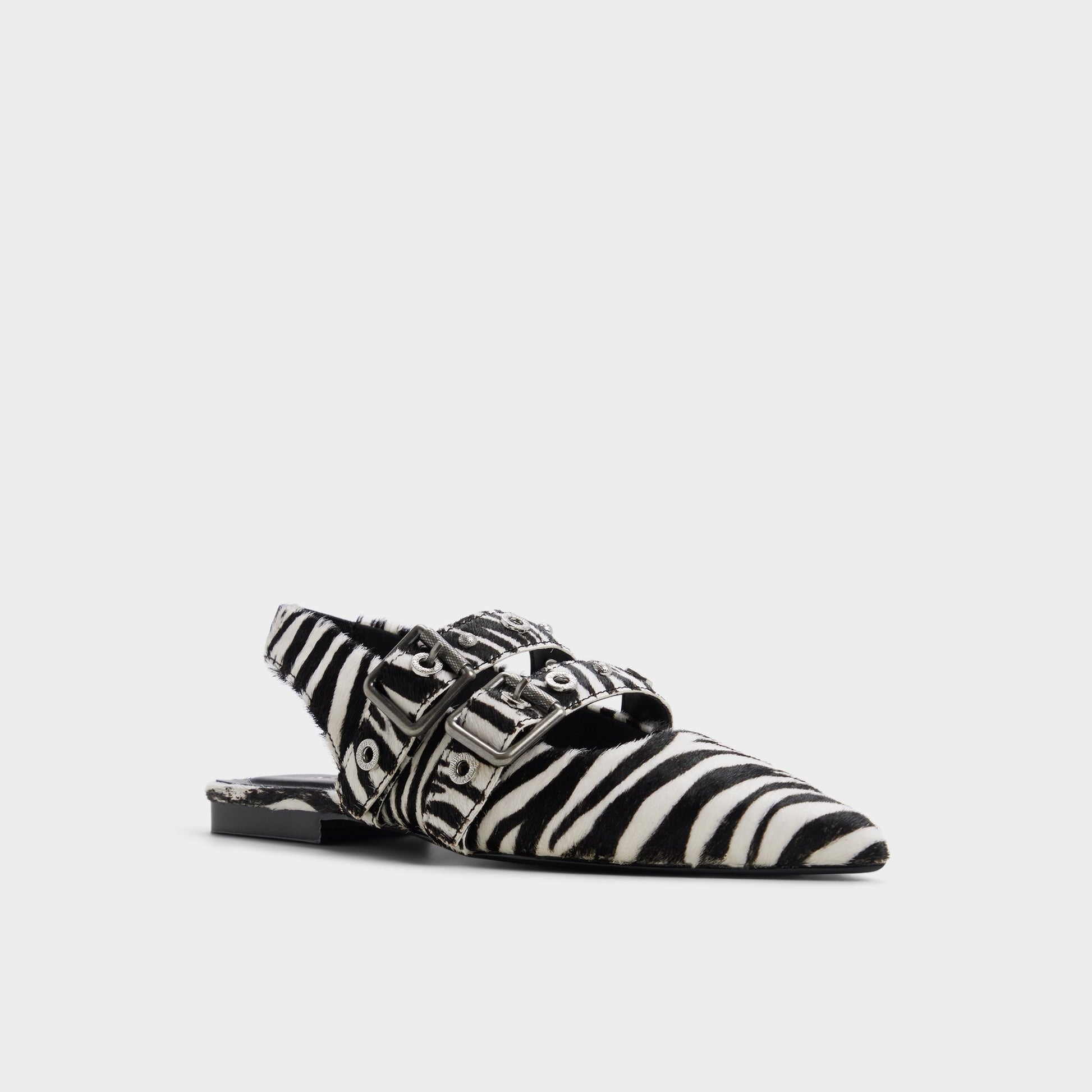 Three-quarter angle of White/Black Lotheillan Slingback ballerina's front side