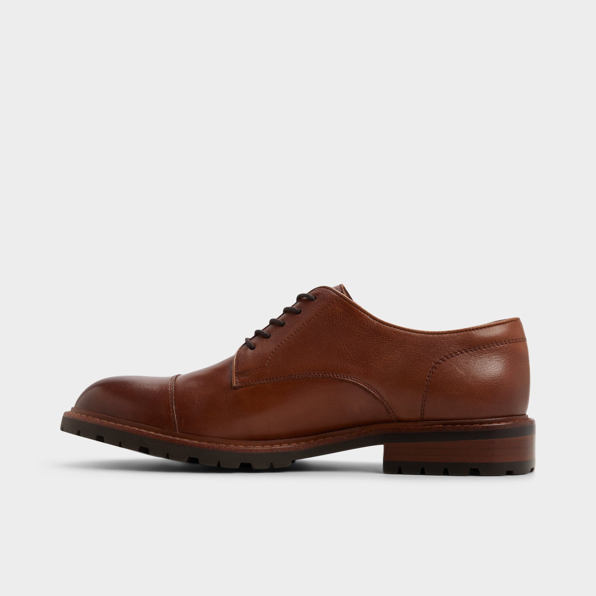 Vue latérale de Cognac Ferruci Chaussure derby