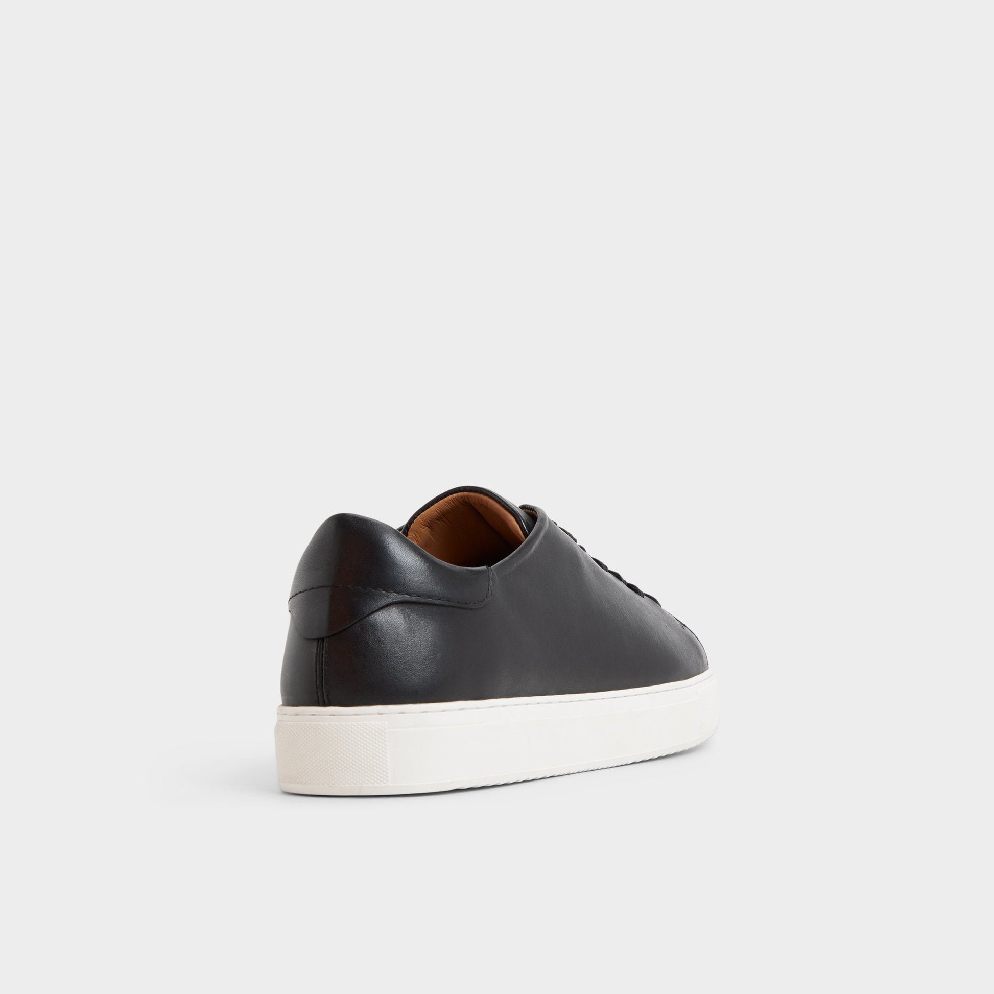 Three-quarter angle of Black Fonzo Low top sneaker's back side
