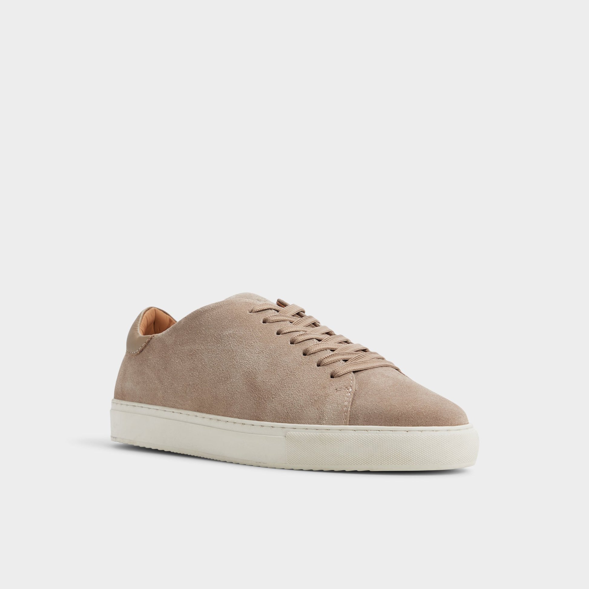 Three-quarter angle of Taupe primary - multi Fonzo Low top sneaker's front side
