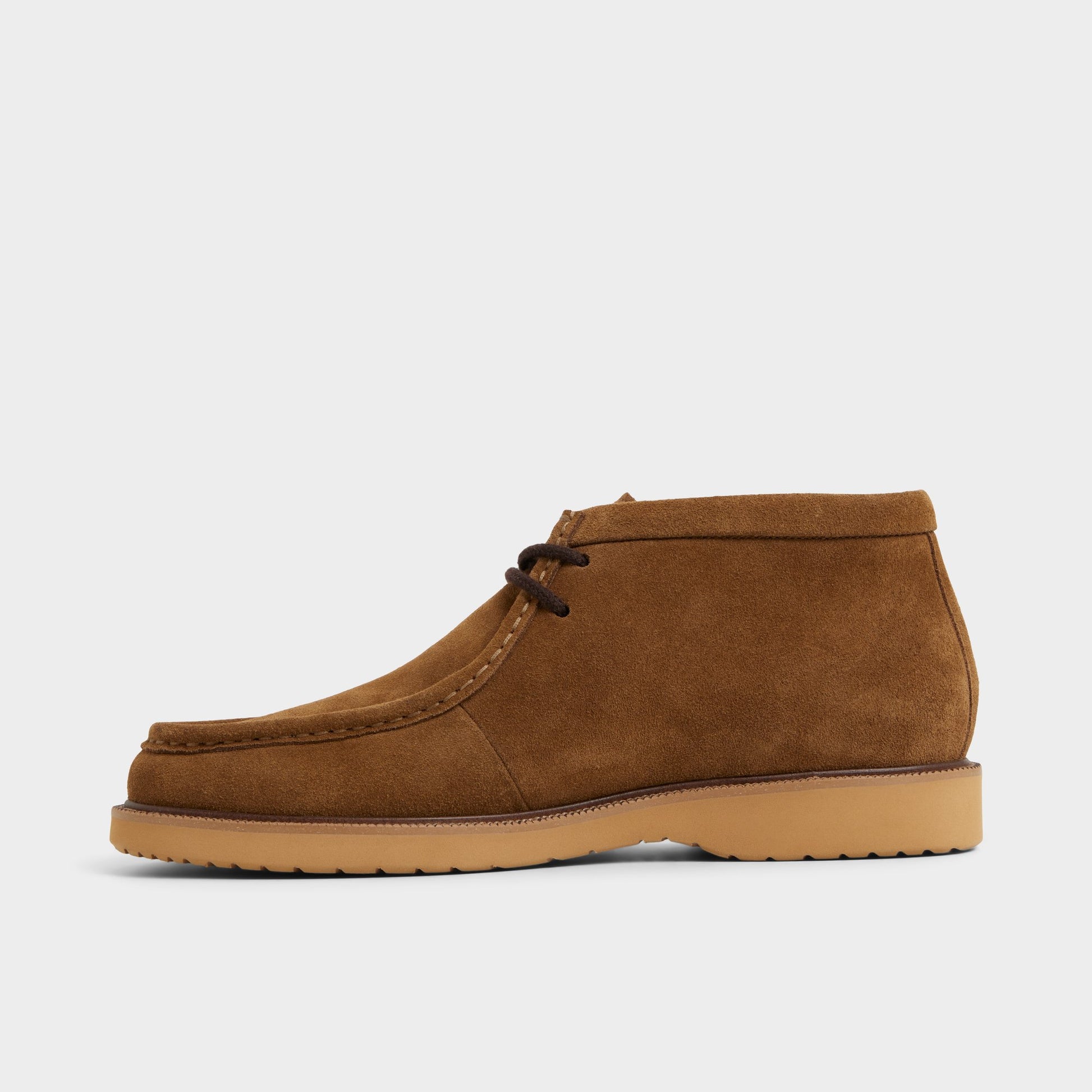 Side view of Light Brown Davie Chukka boot