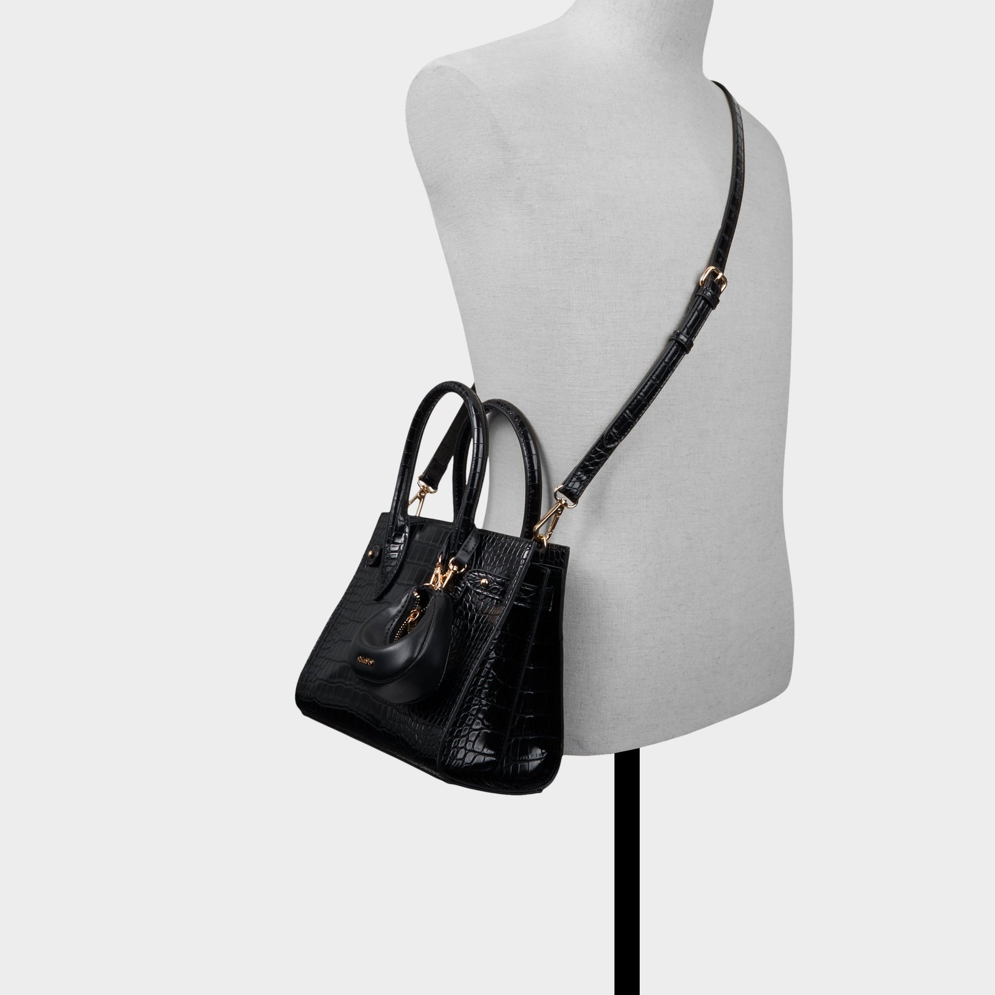 Product media for Auralie