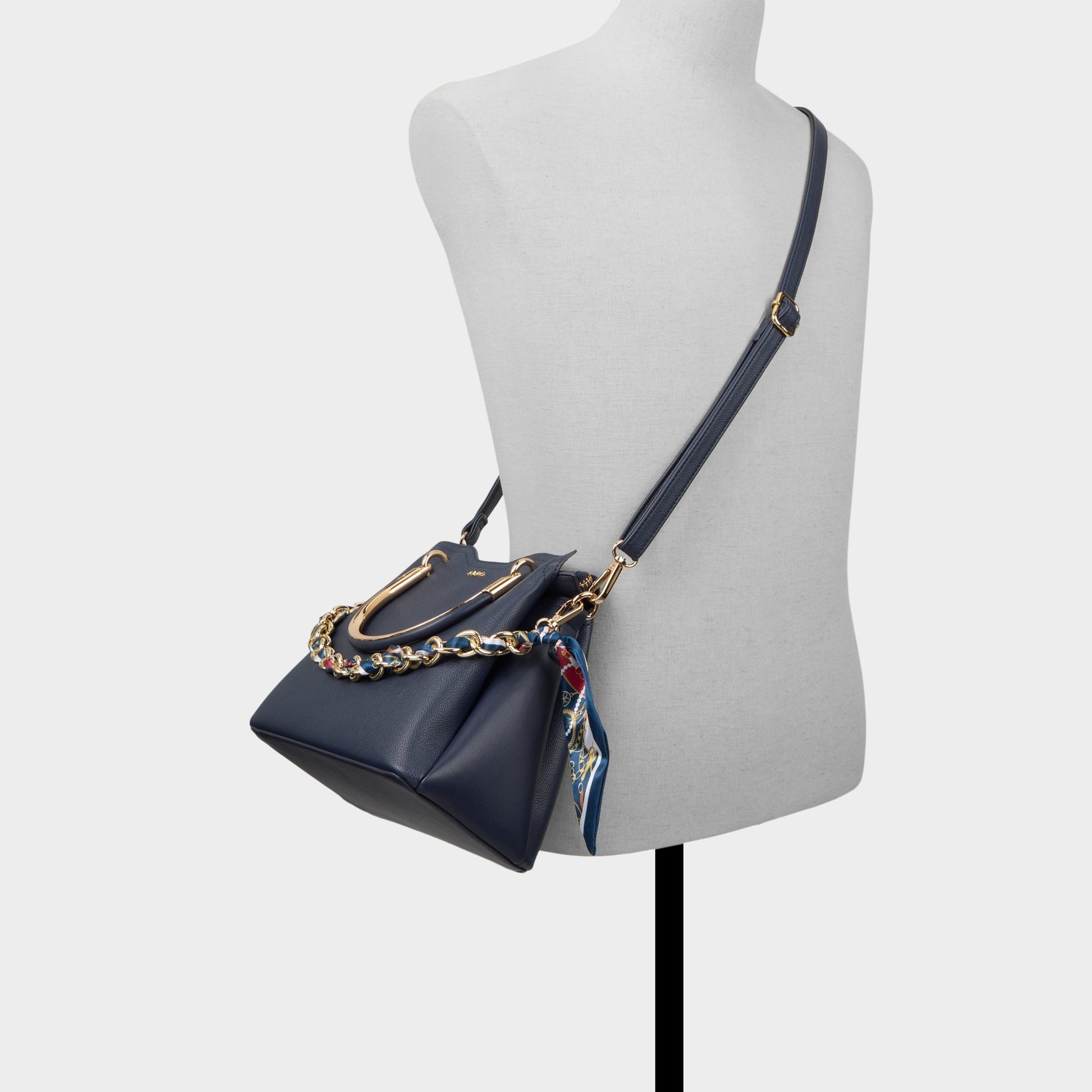 Product media for Arrayann