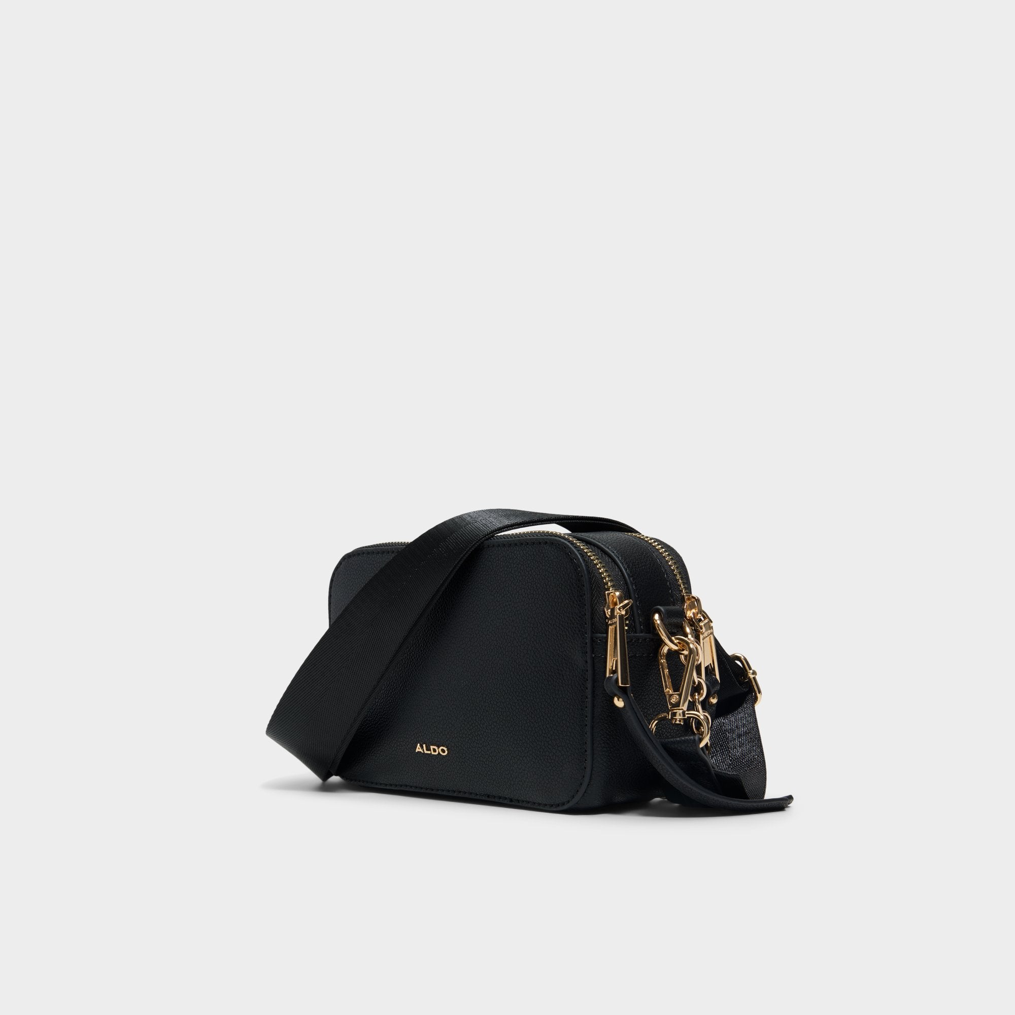 バッグ eeeeey Ivieee in Black