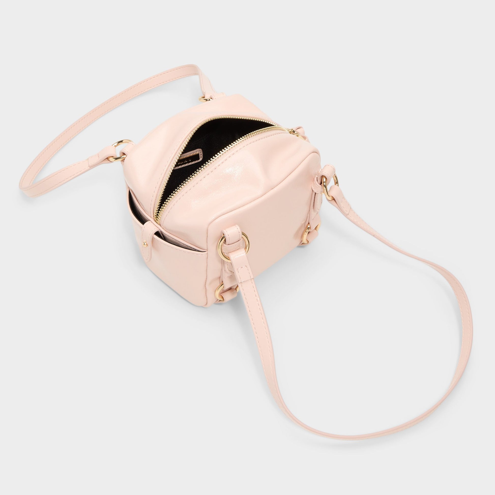 Product media for Ellina