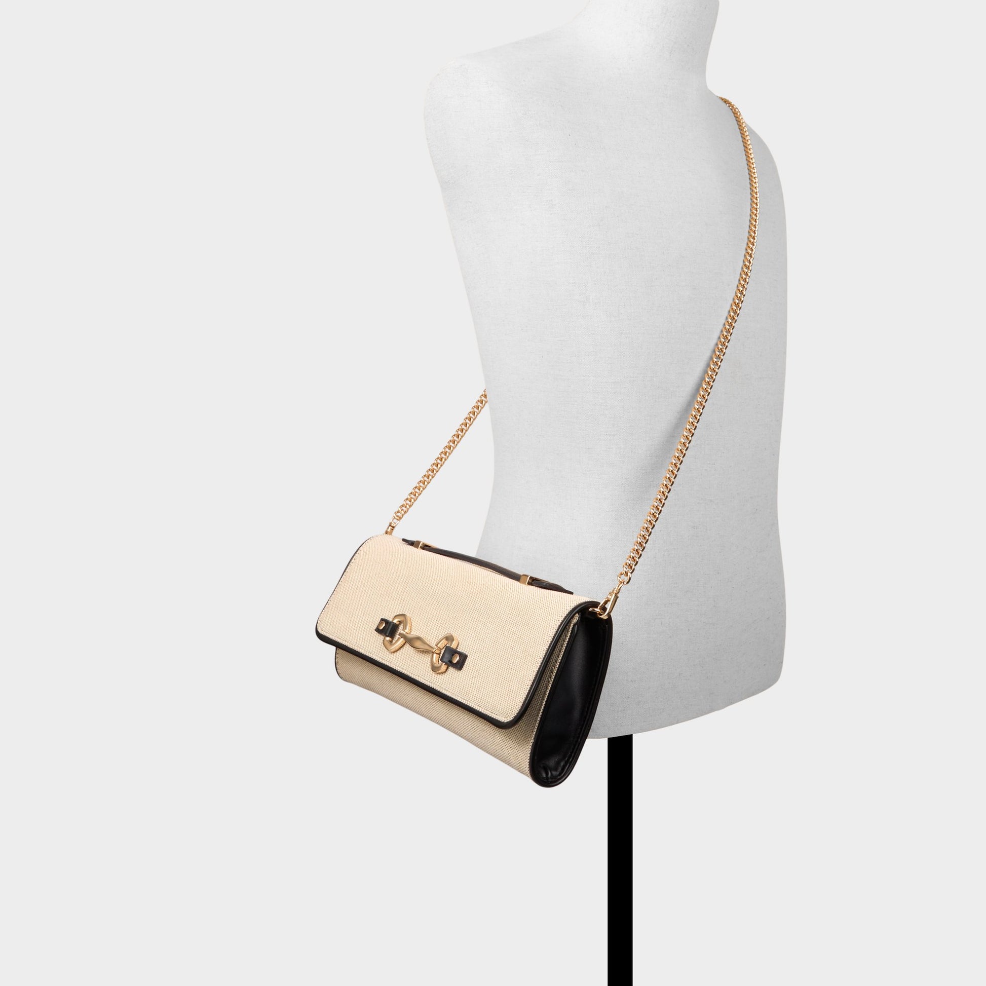 Product media for Looka