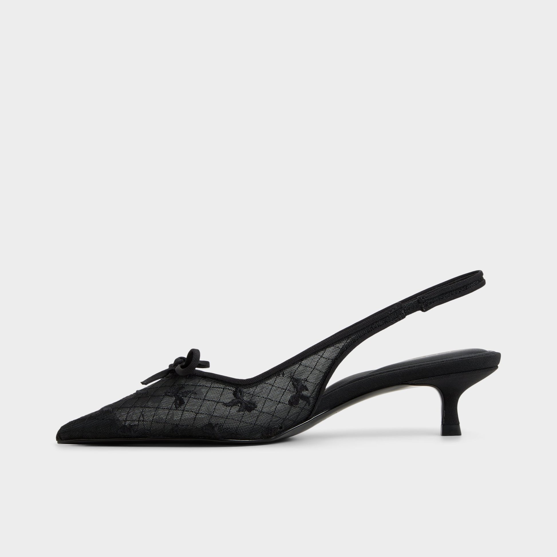 Vue latérale de Autre Noir Azaro Talon haut à bride arrière