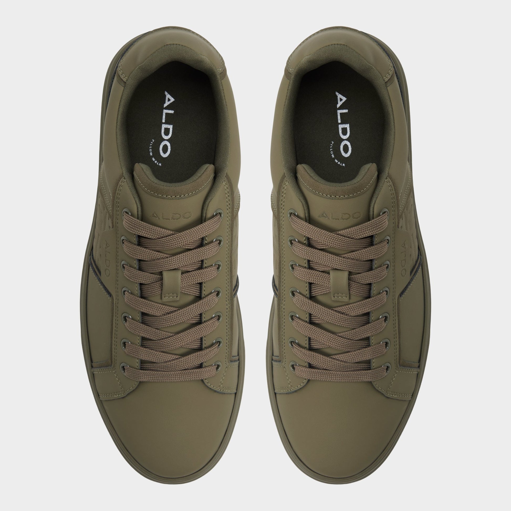 Top-down view of the Khaki Ccourtline Low top sneaker