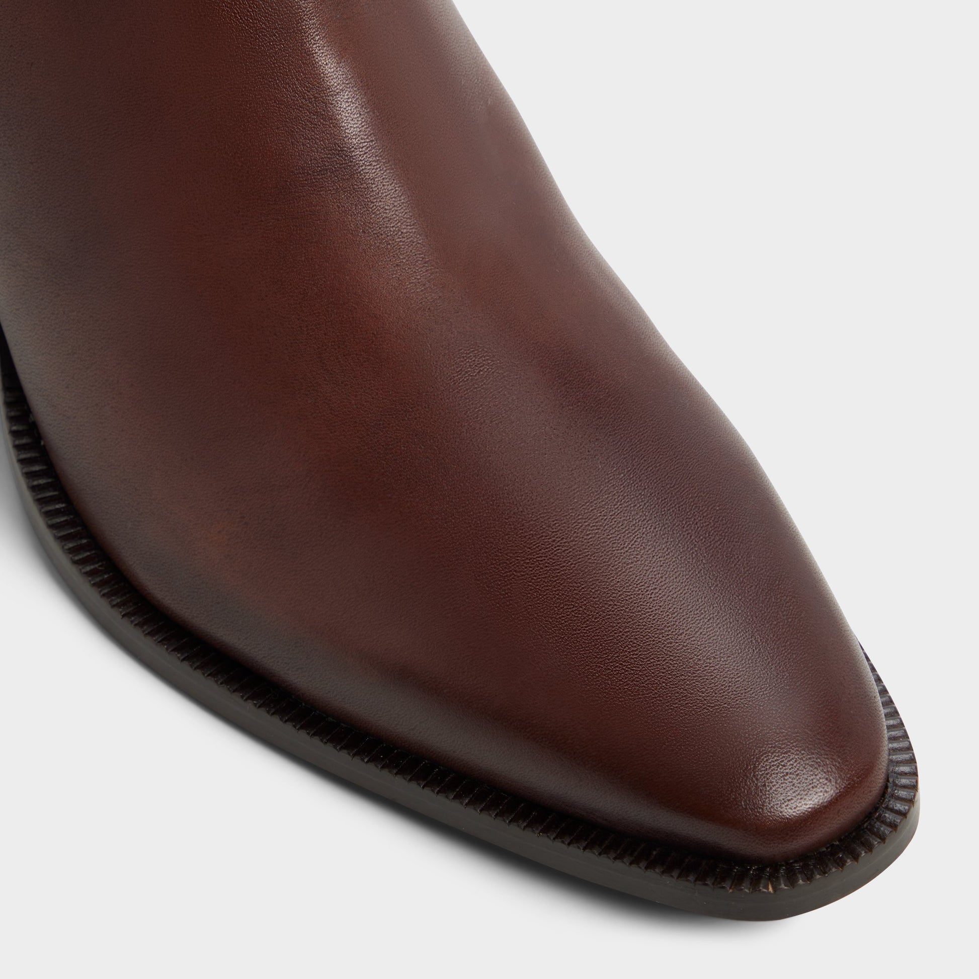Close-up of the Brown Jako Chelsea boot