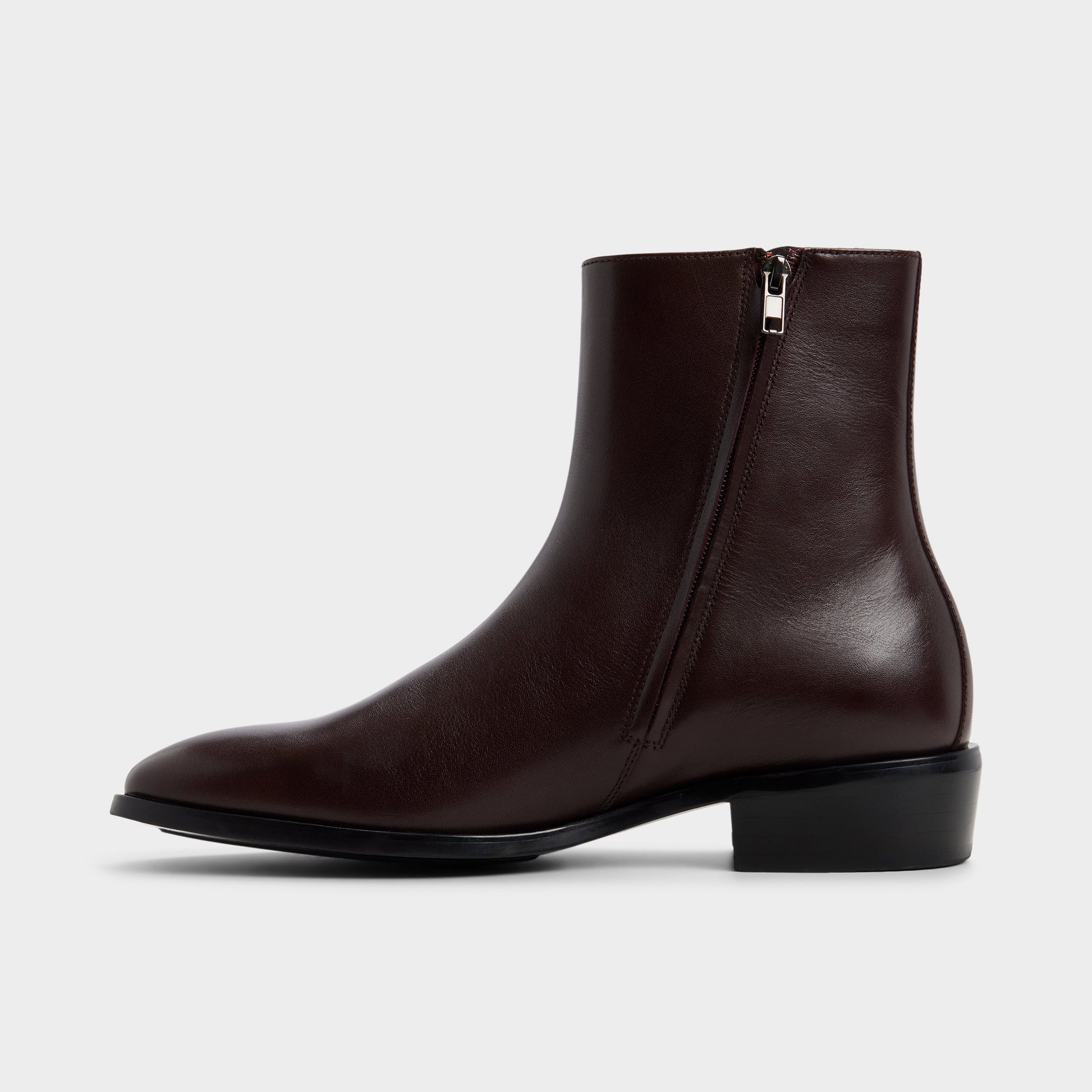 Side view of Bordo Amur Ankle boot