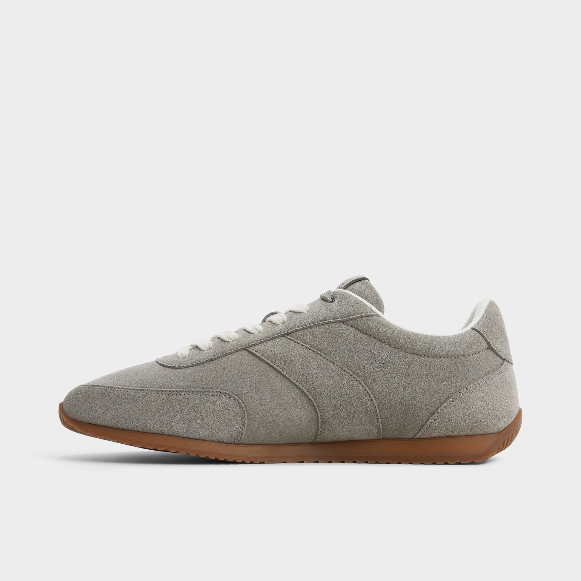 Side view of Light grey Nathaniel Low top sneaker