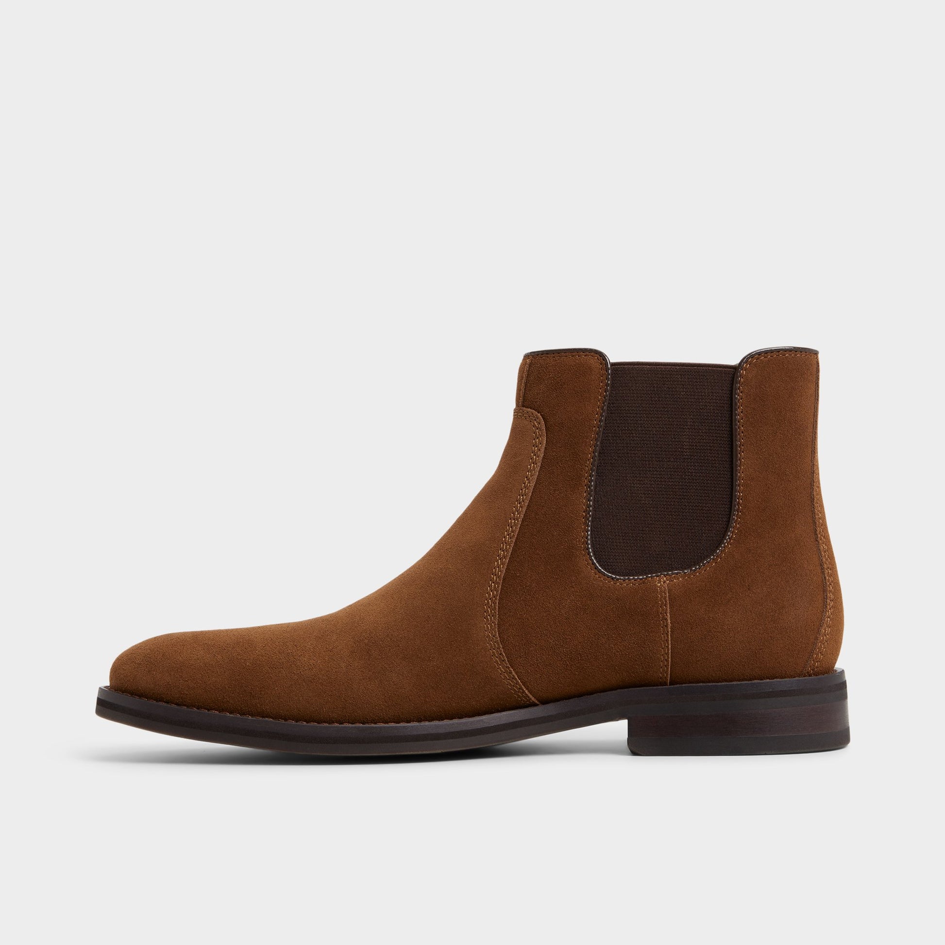 Side view of Medium Brown Hunter Chelsea boot