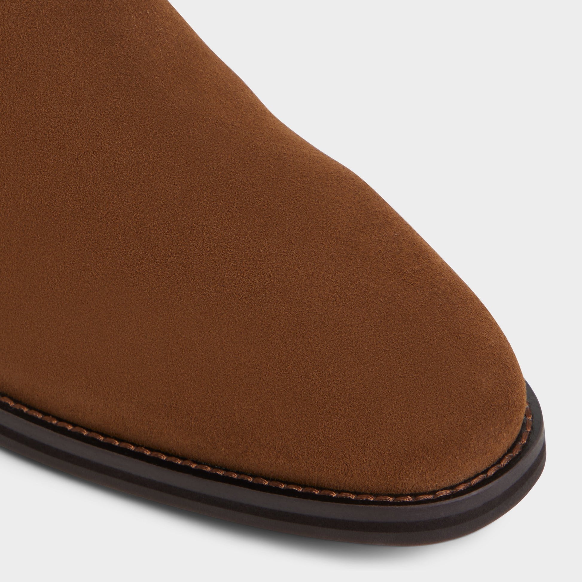 Close-up of the Medium Brown Hunter Chelsea boot