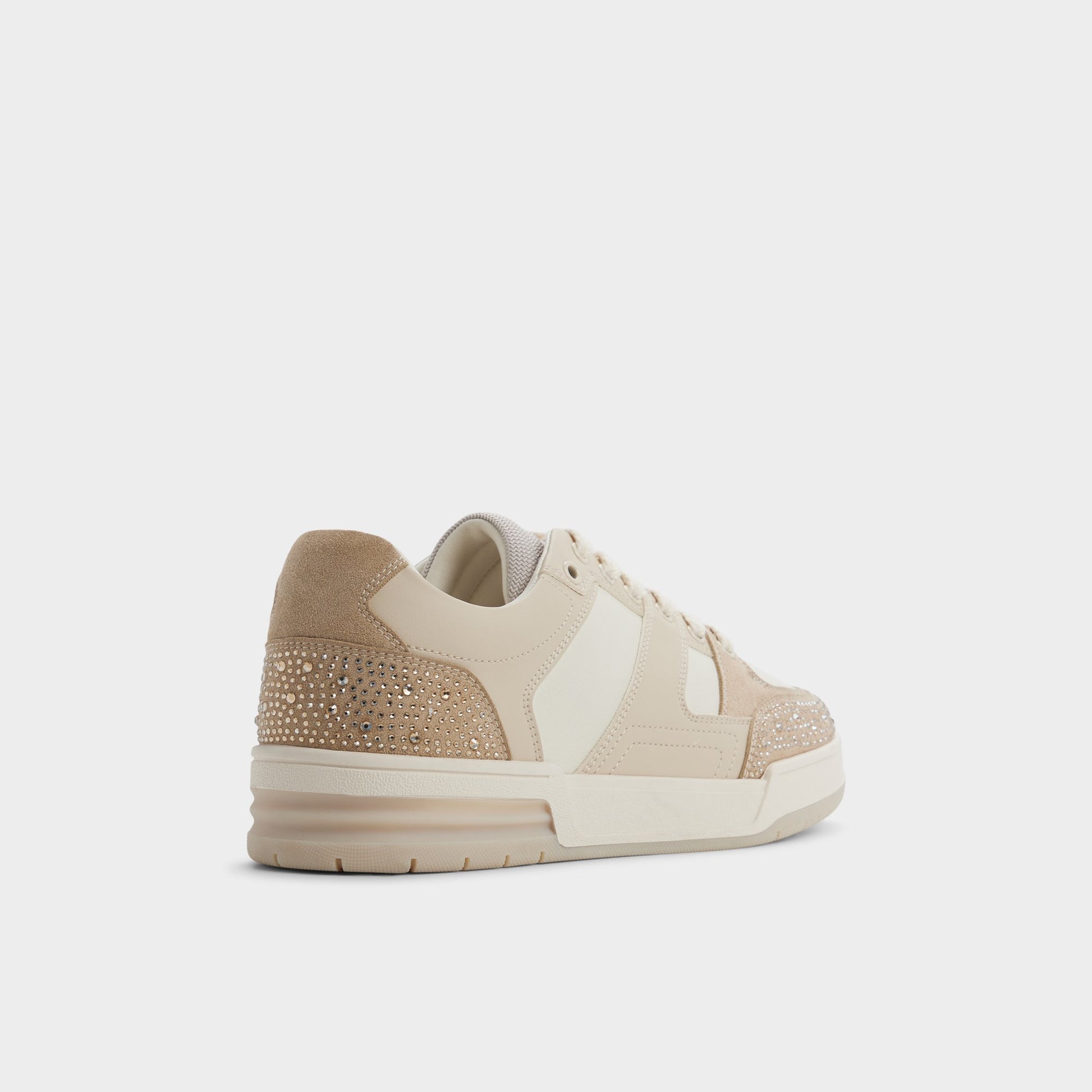 Three-quarter angle of Light beige Kian Low top sneaker's back side