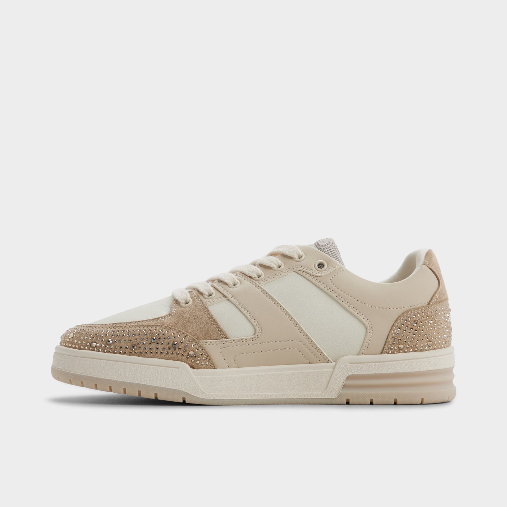 Side view of Light beige Kian Low top sneaker