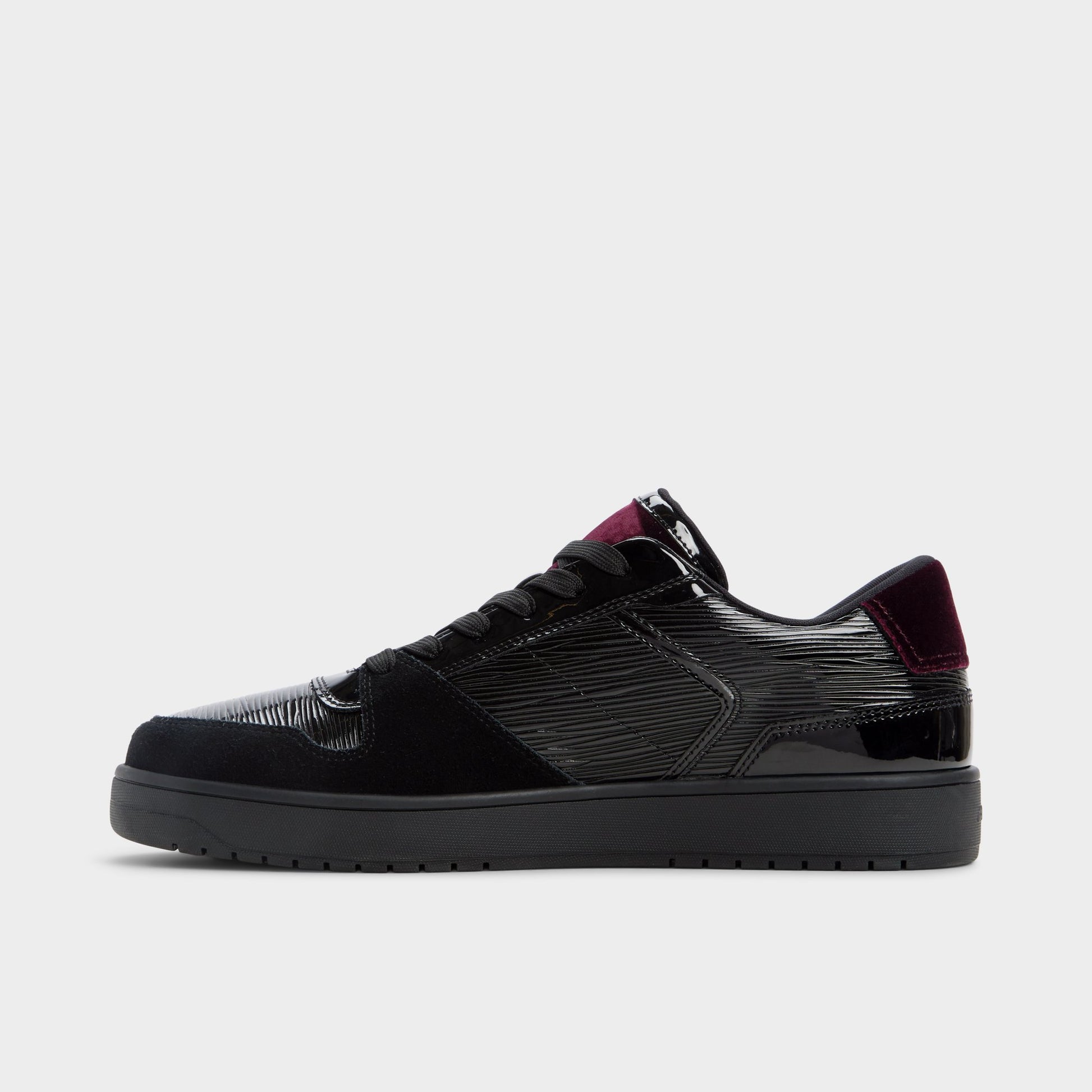Side view of Black combo Zethan Low top sneaker