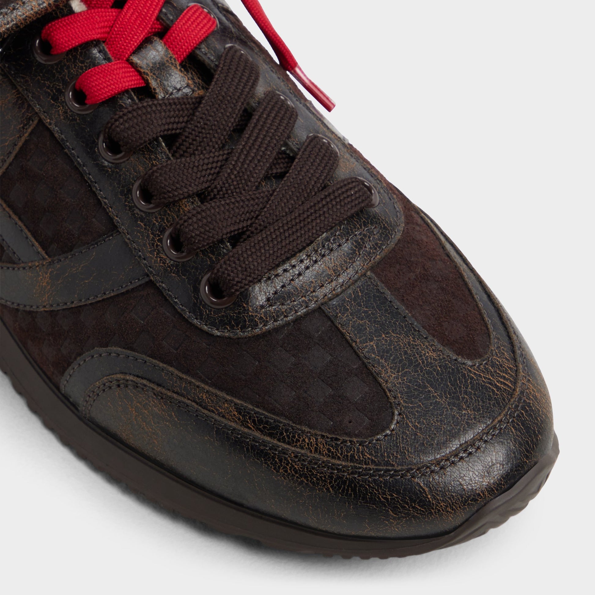 Close-up of the Brown Thevoid Men's sneaker