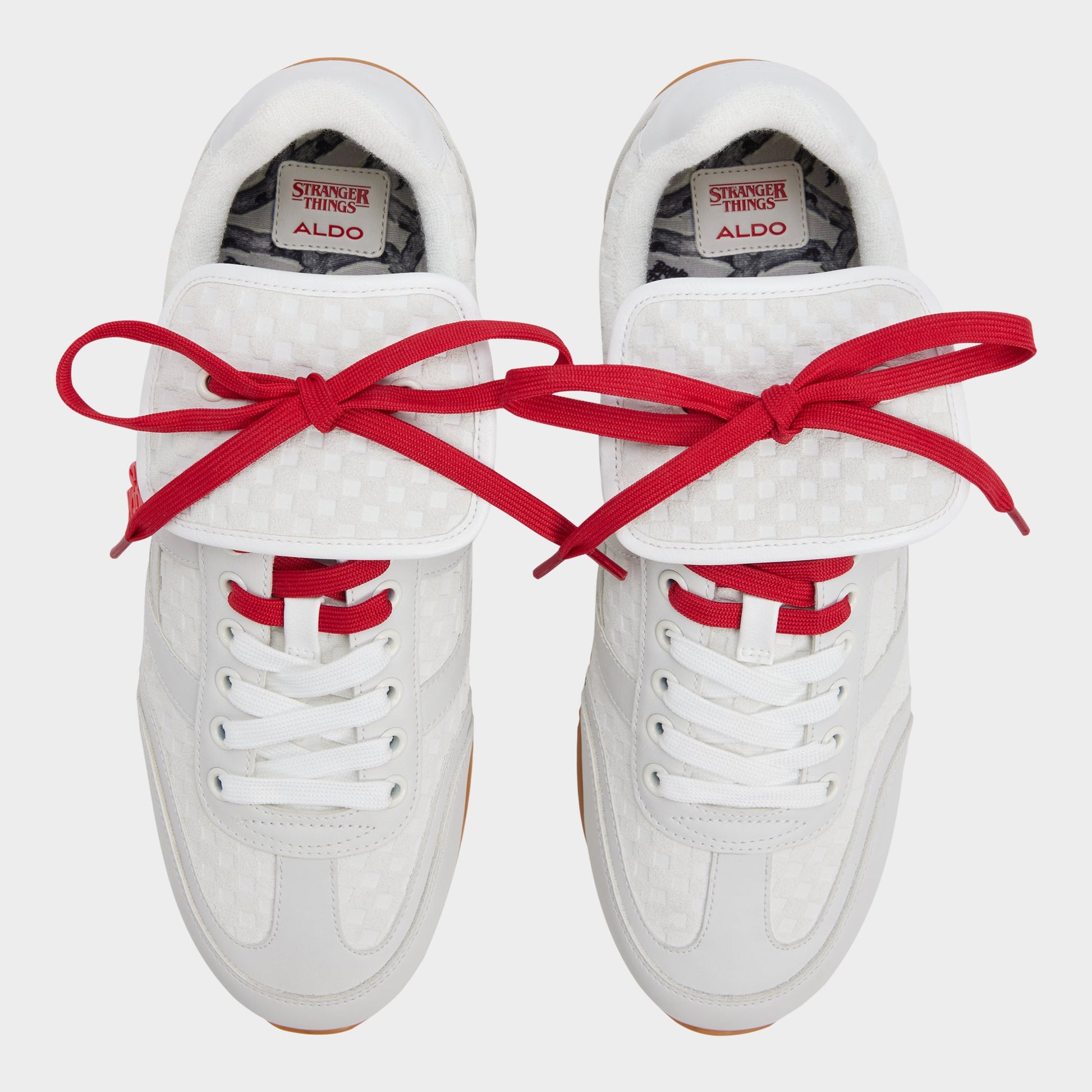 Top-down view of the Bone Thevoid Mens sneaker
