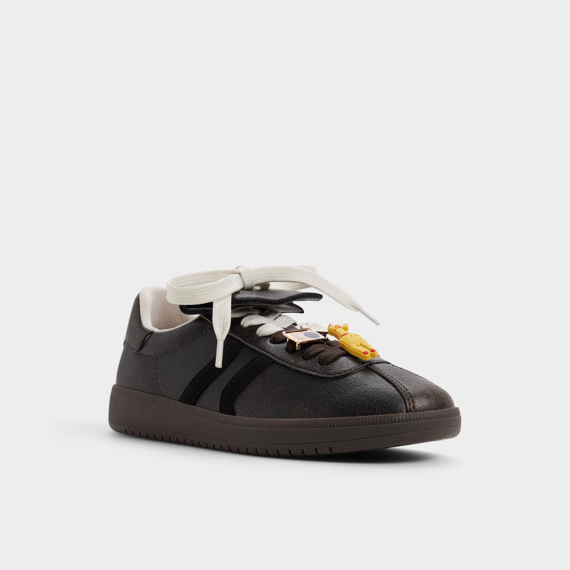 Angle de trois quarts de la face avant de Marron Foncé Mindflayer Sneaker pour femmes