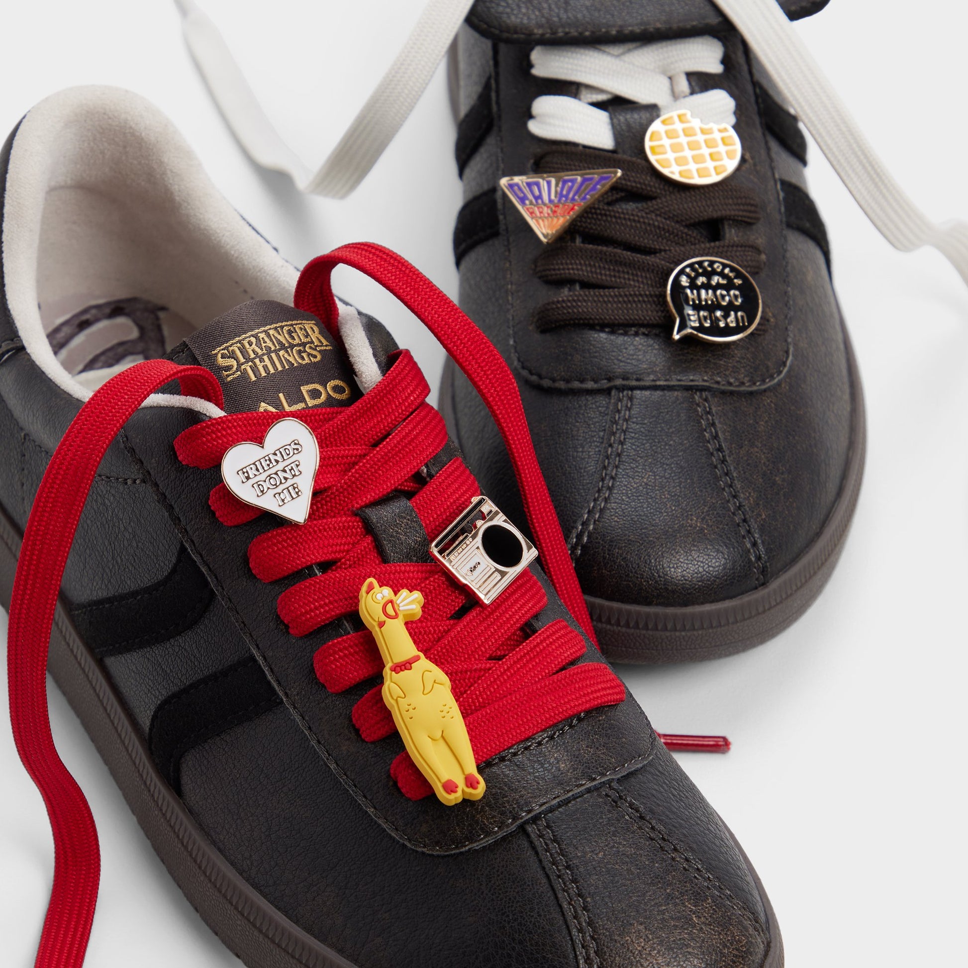 Vue en surbrillance d'une paire de Marron Foncé Mindflayer Sneaker pour femmes s
