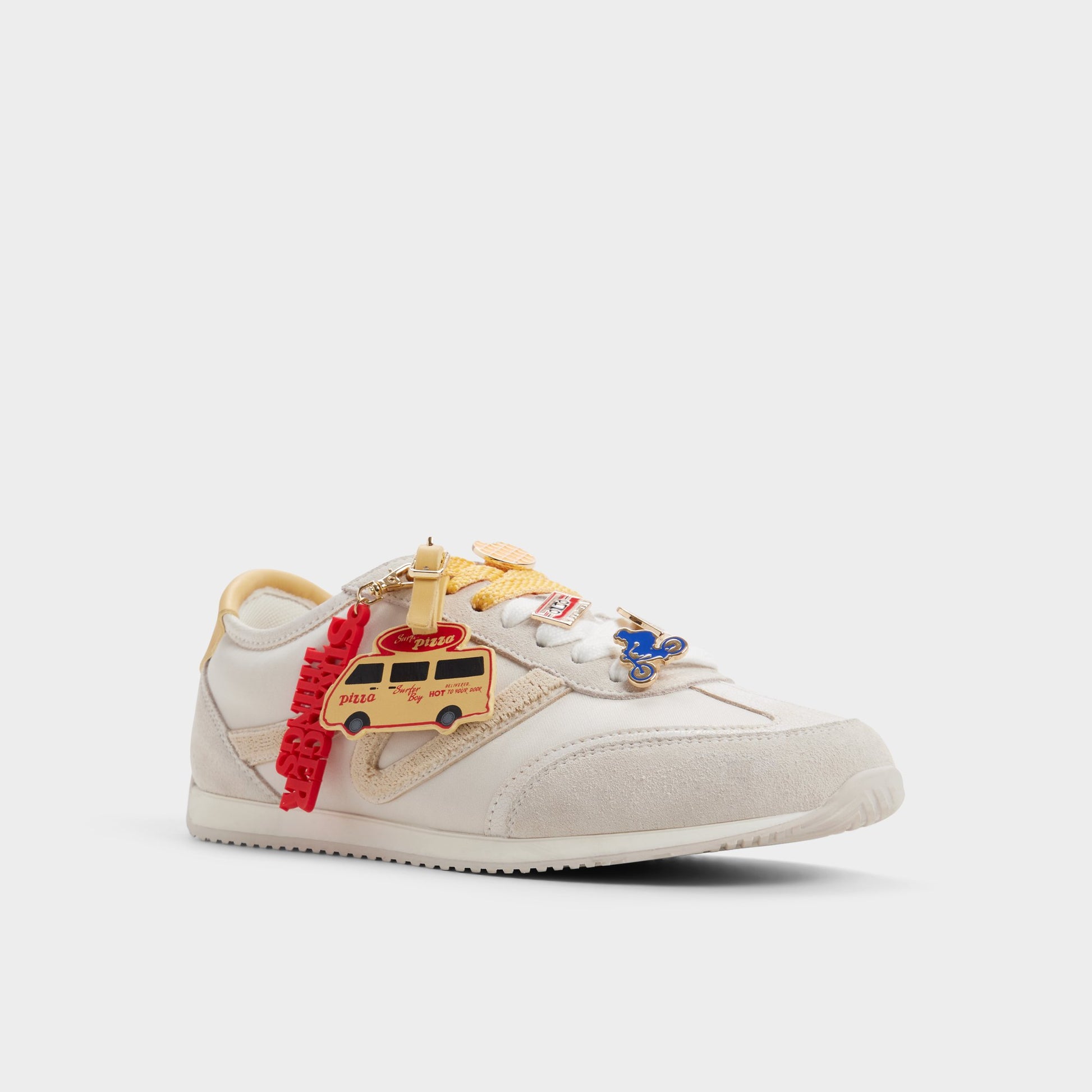 Angle de trois quarts de la face avant de Blanc Pineapplepizza Sneaker pour femmes