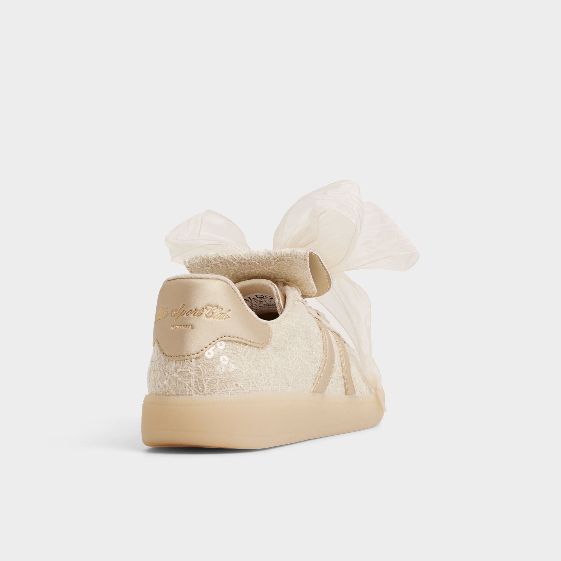 Angle de trois quarts de l'arrière de Autre Blanc Itsneaker Sneaker