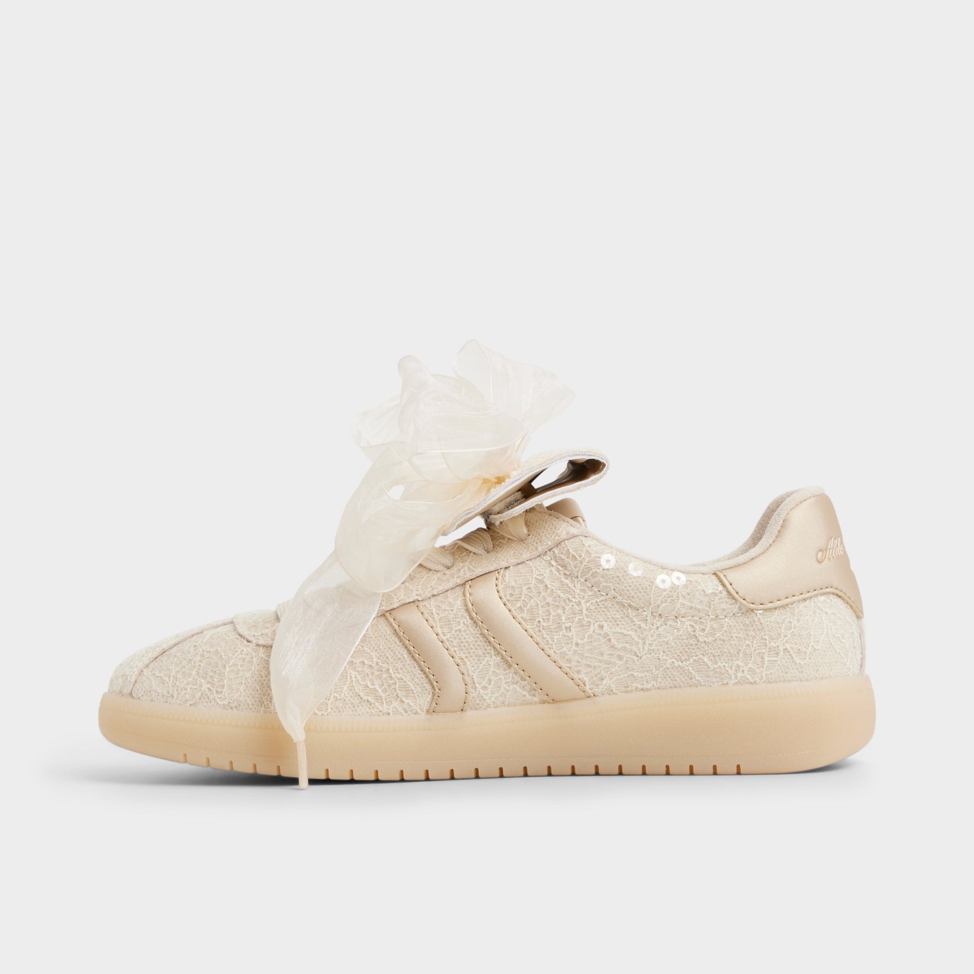 Vue latérale de Autre Blanc Itsneaker Sneaker