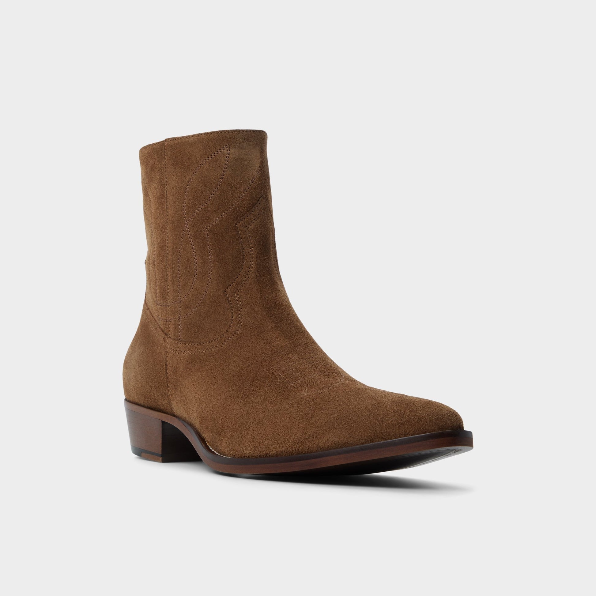 Three-quarter angle of Cognac Arvin Ankle boot's front side