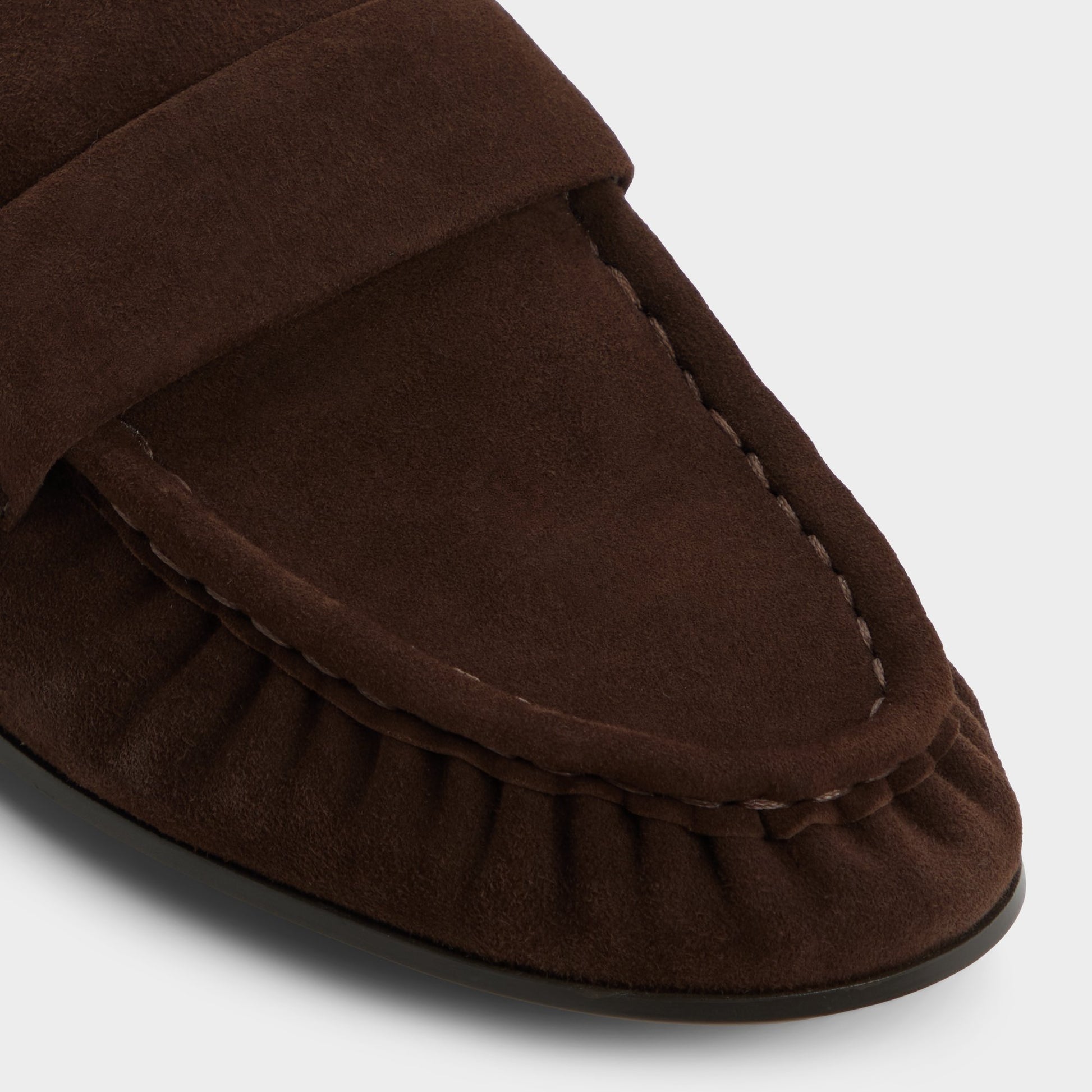 Close-up of the Dark Brown Verillan Loafer