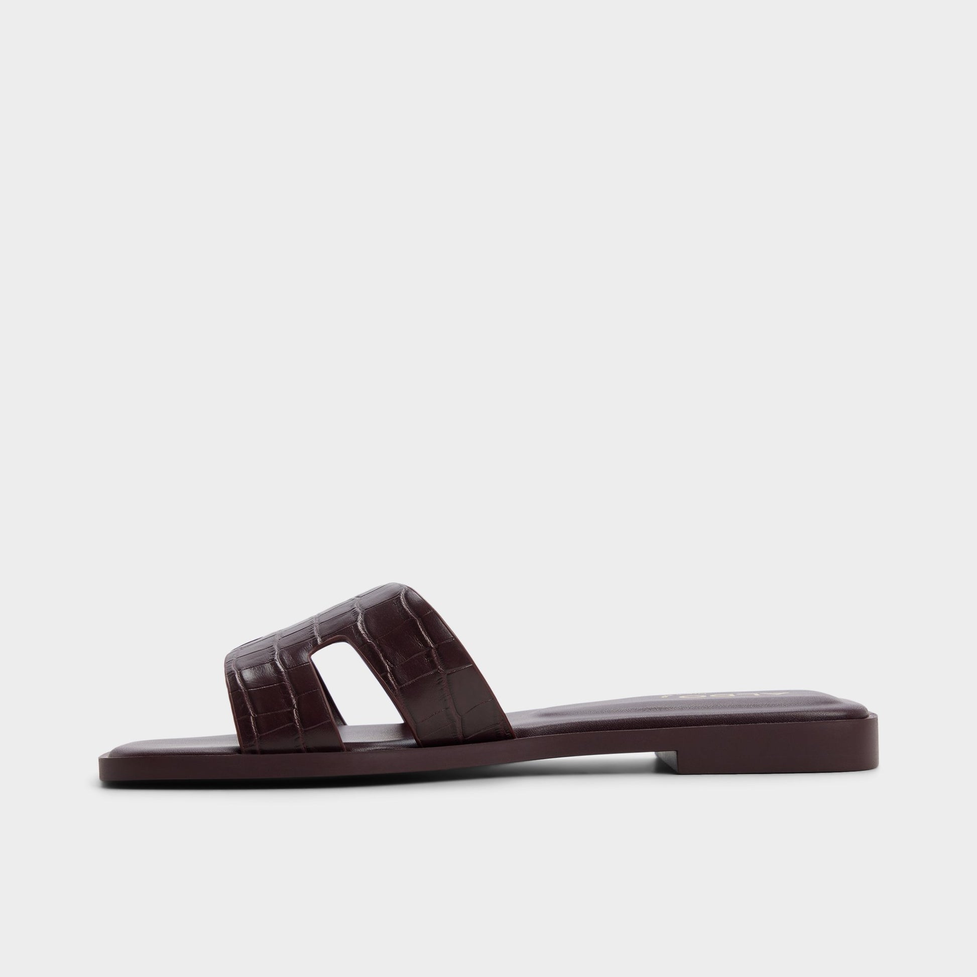 Side view of Bordo Itsandal Slide sandal