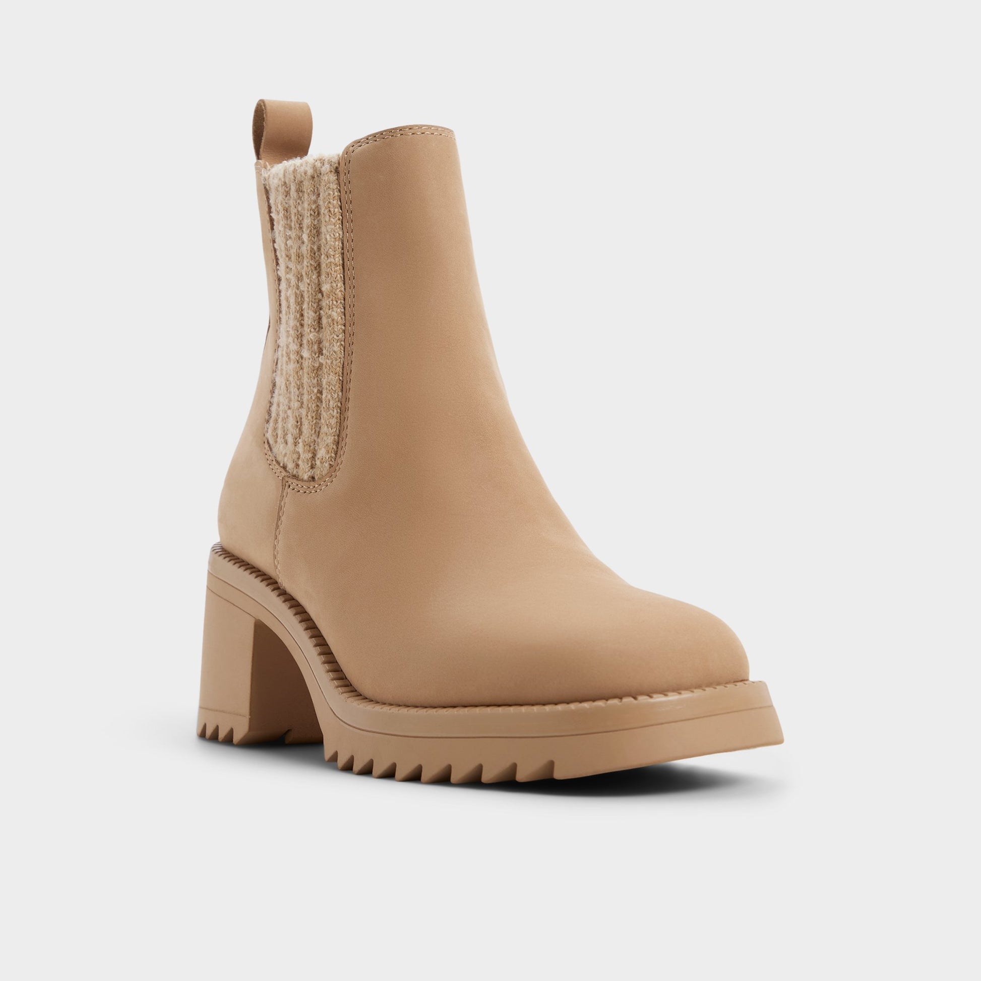 Angle de trois quarts de la face avant de Beige Moyen Anneliese Botte Chelsea