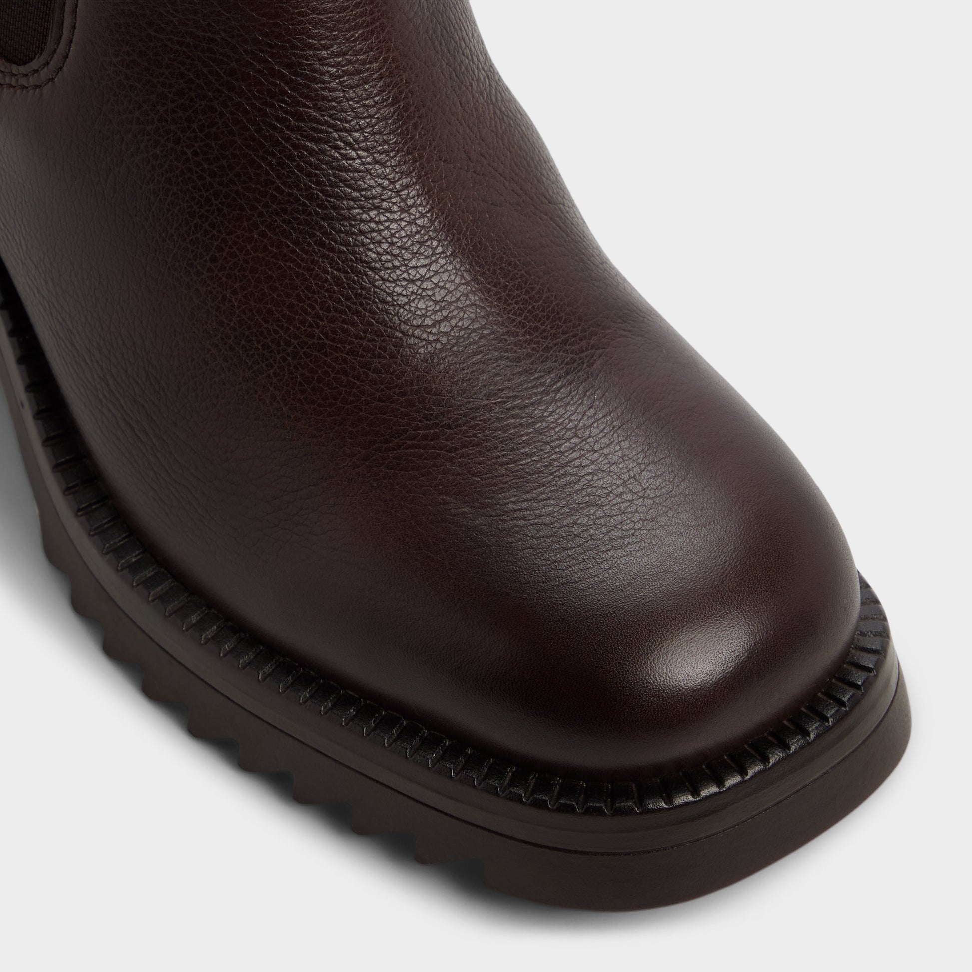 Close-up of the Medium brown Anneliese Chelsea boot