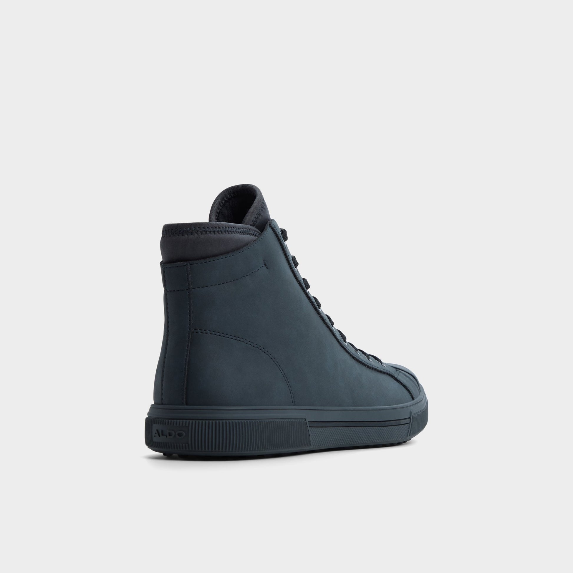 Three-quarter angle of Dark grey Esttanqueiro Oxford shoe's back side