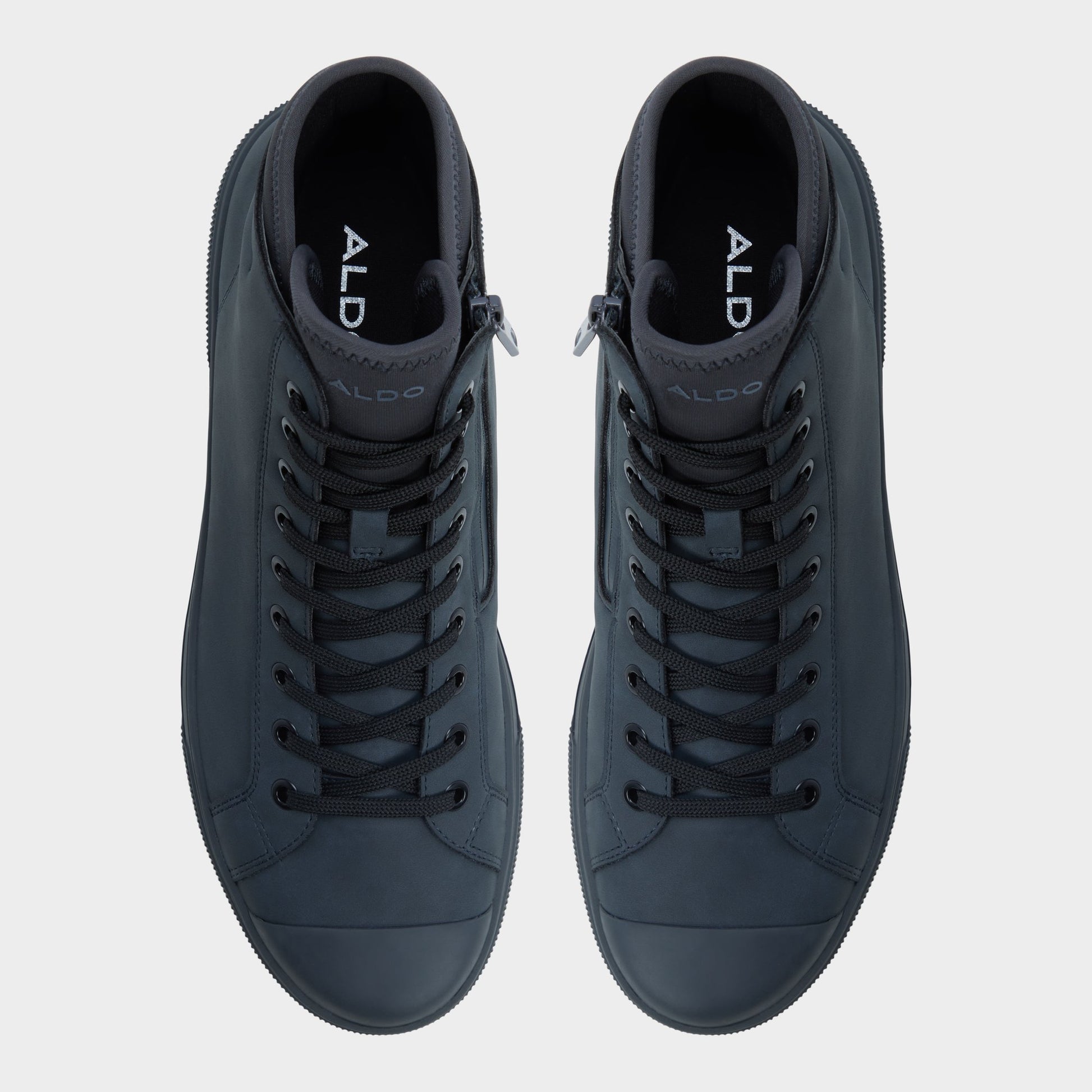 Top-down view of the Dark grey Esttanqueiro Oxford shoe