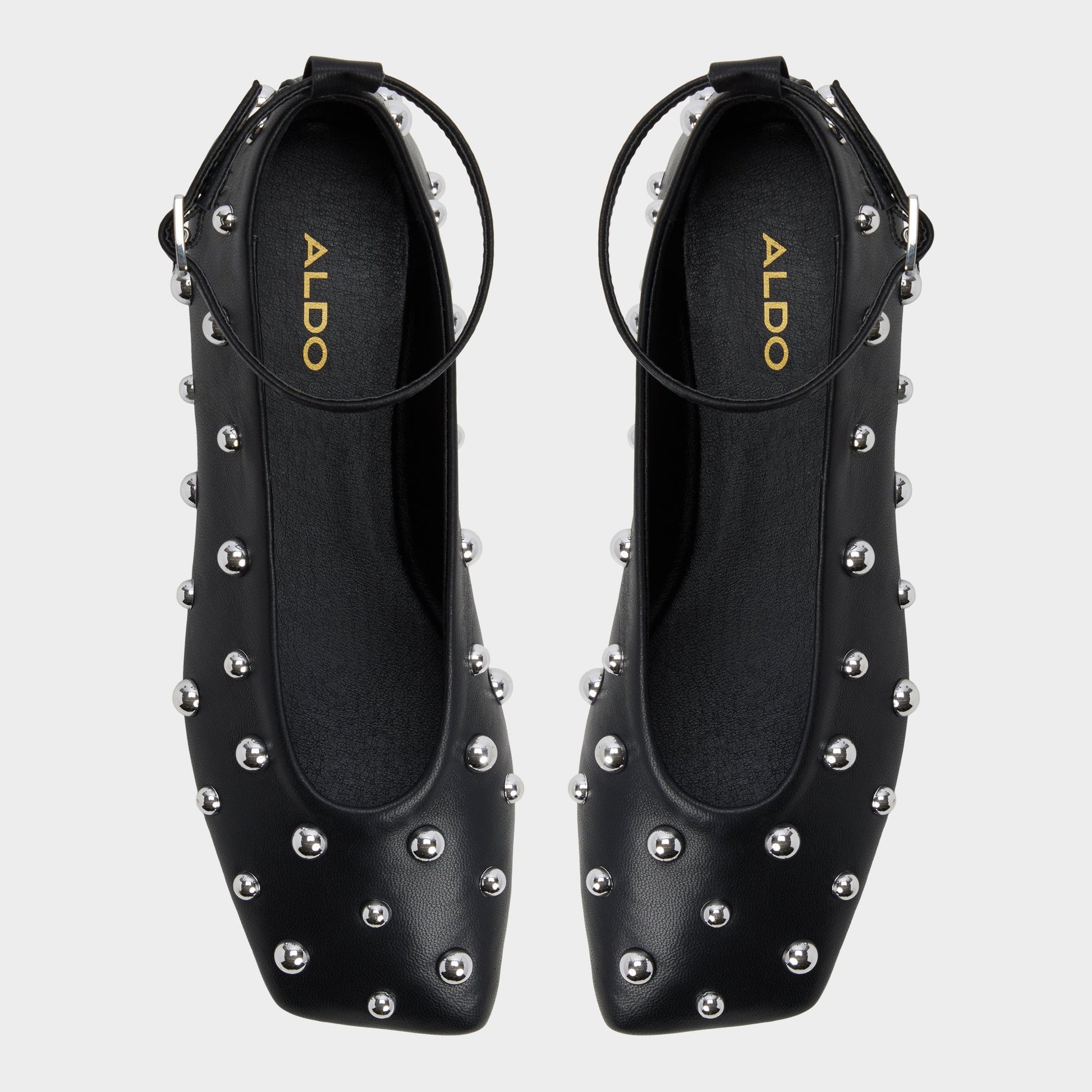 Top-down view of the Black Beralalden Ballerina