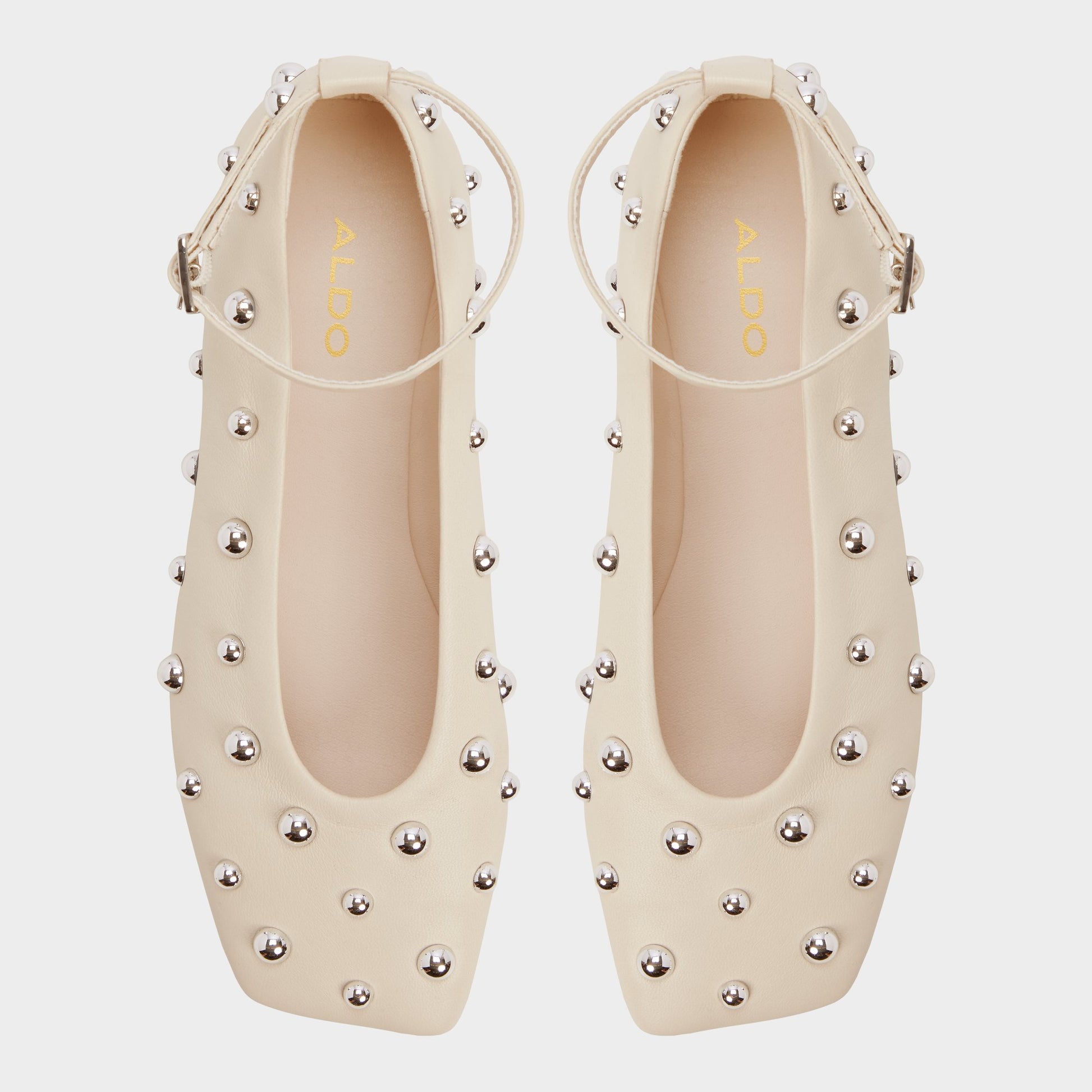 Top-down view of the Other White Beralalden Ballerina