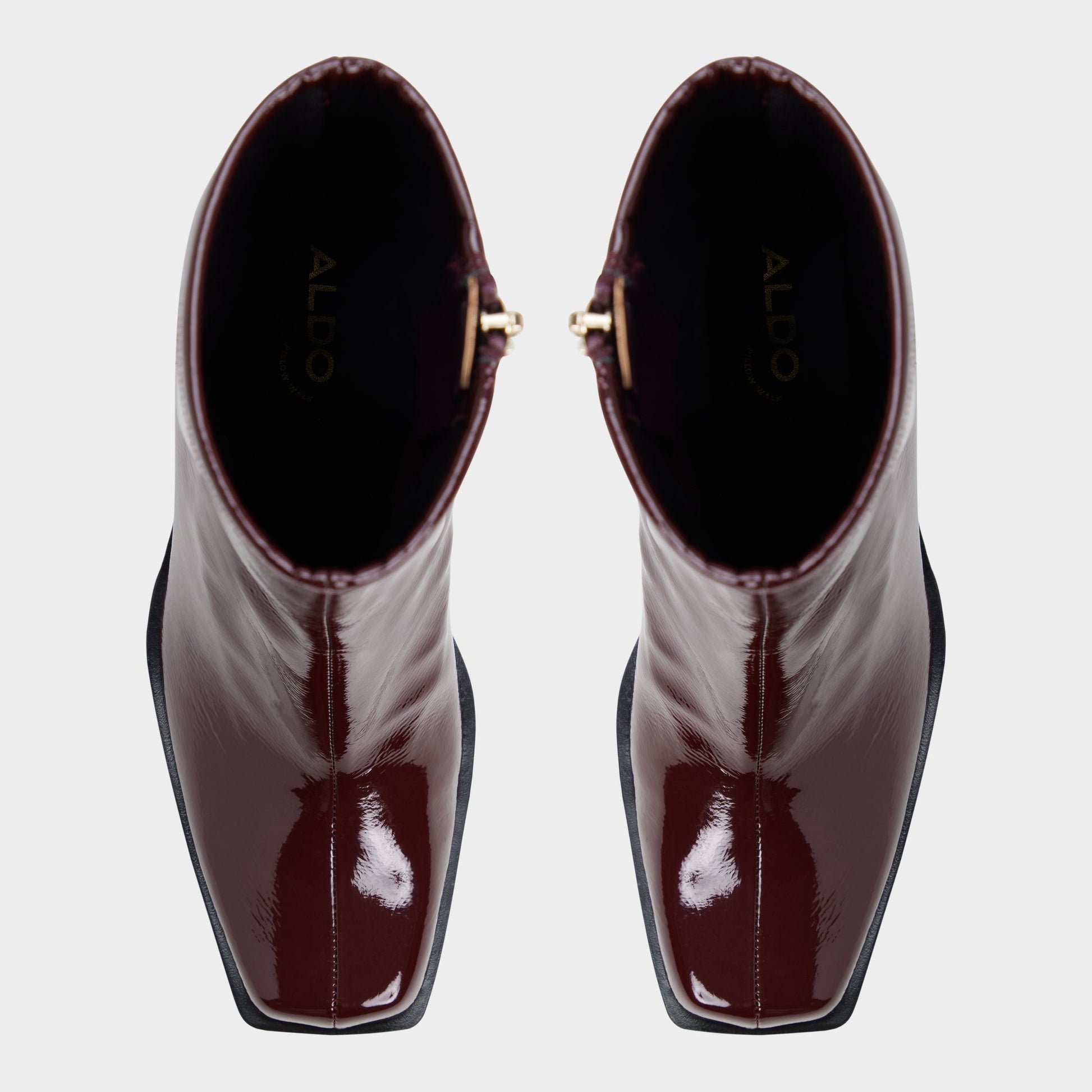 Top-down view of the Bordo Joma Ankle boot