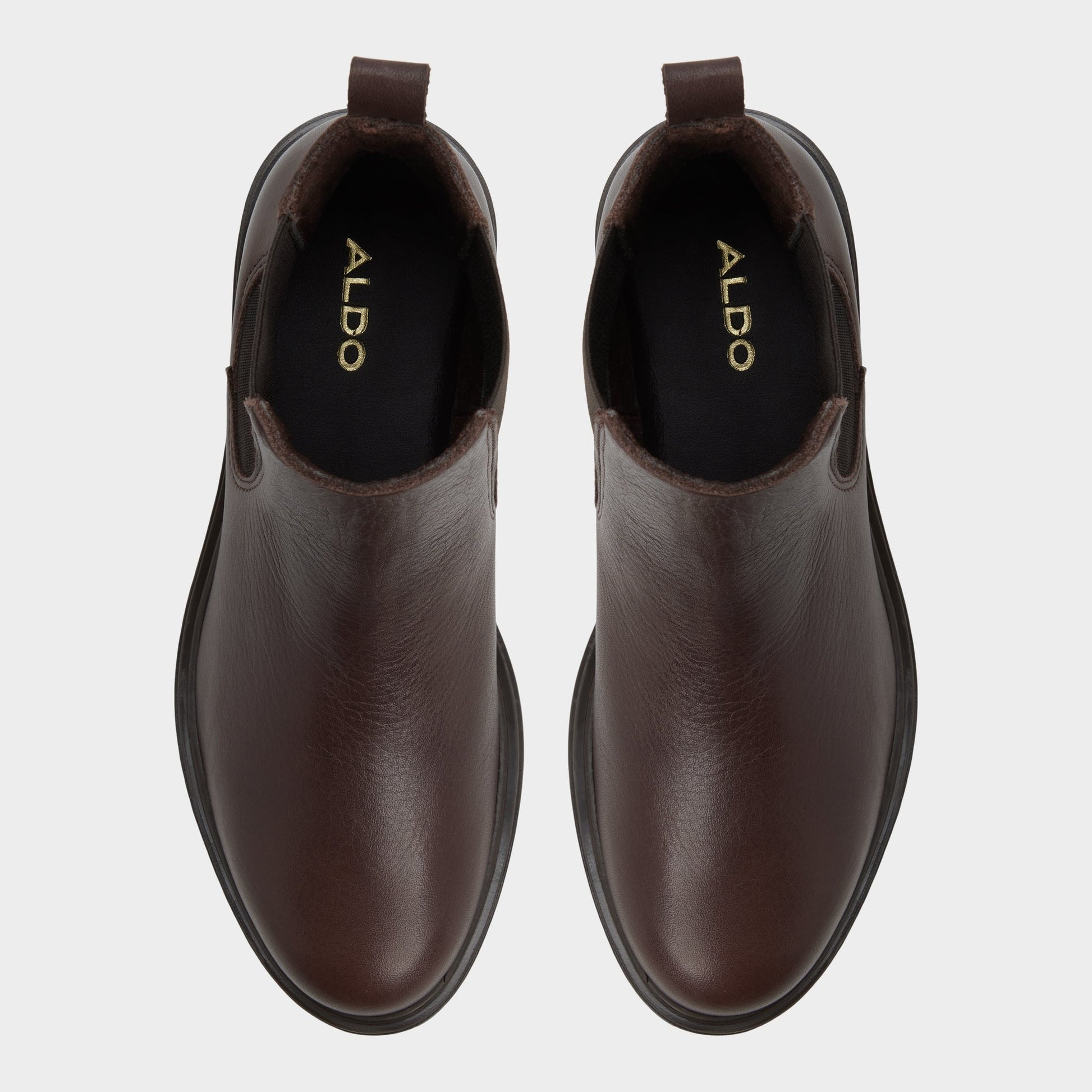 Top-down view of the Medium brown Adalitlan Chelsea boot