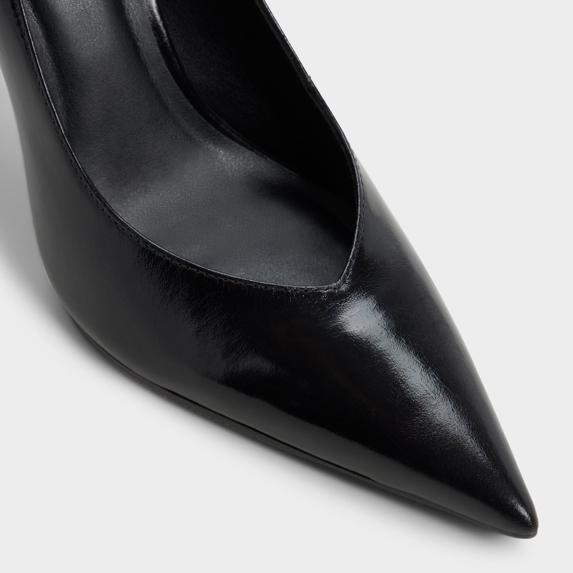 Close-up of the Black Zaira Pump