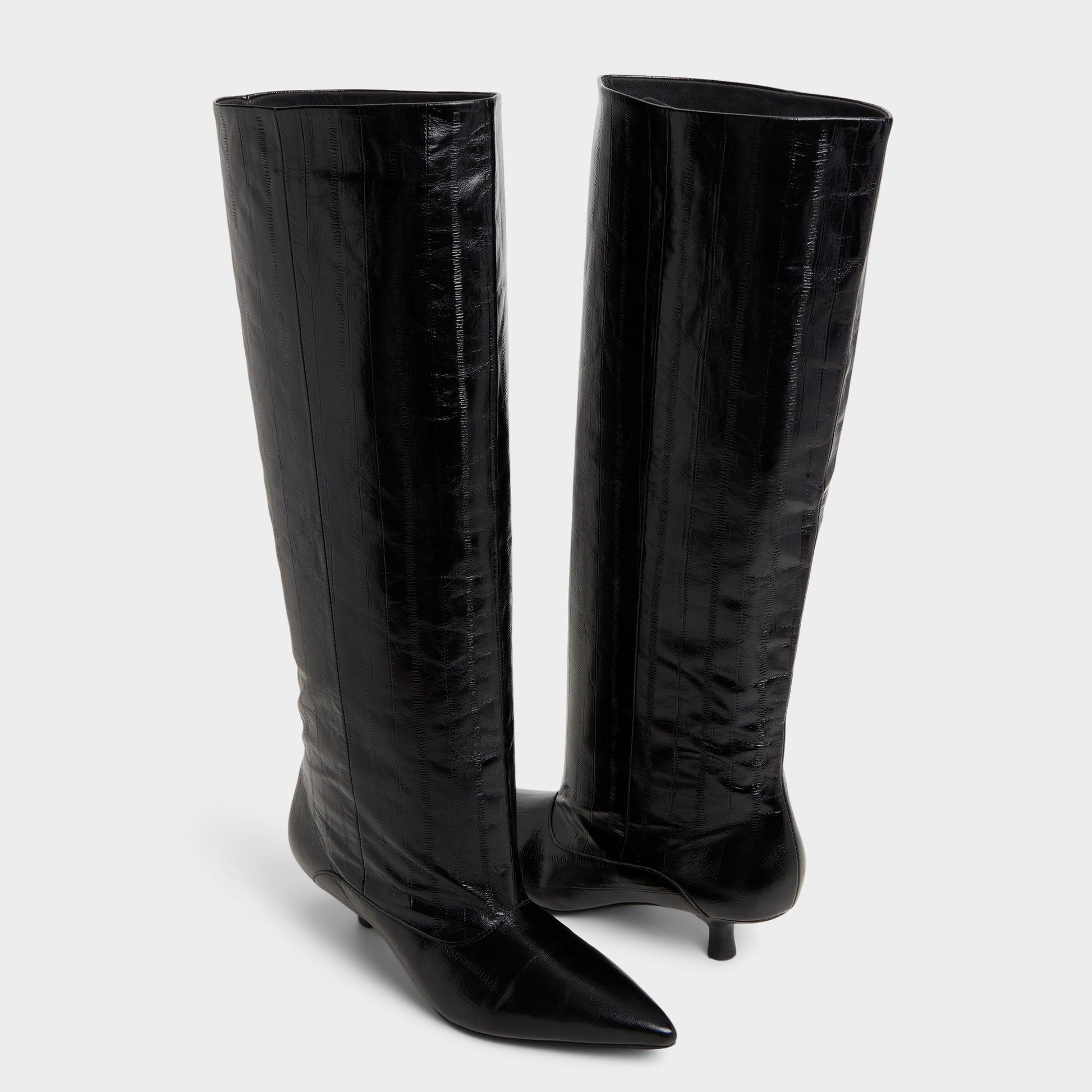 Vue en surbrillance d'une paire de Noir Everose Botte haute s