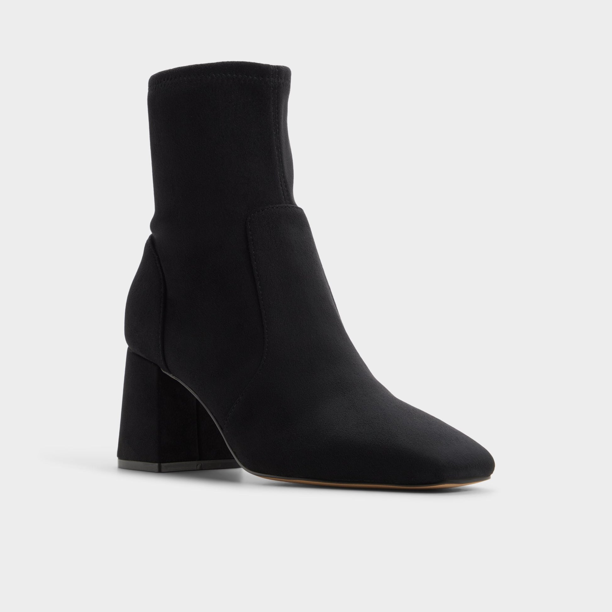 Angle de trois quarts de la face avant de Autre Noir Indigo Bottillon